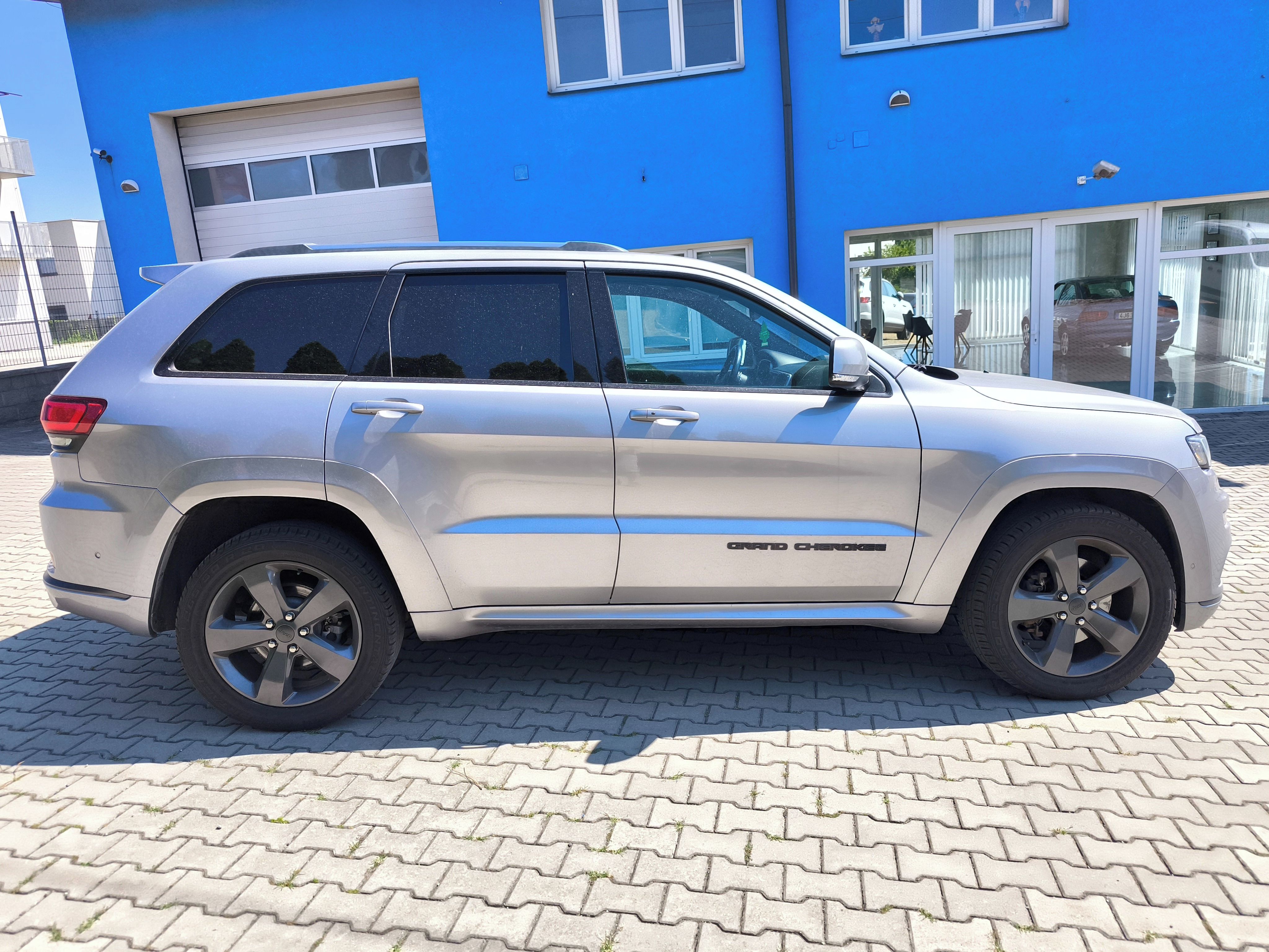 Jeep Grand Cherokee, 3.0 CRDi V6 4x4 - fotka 4