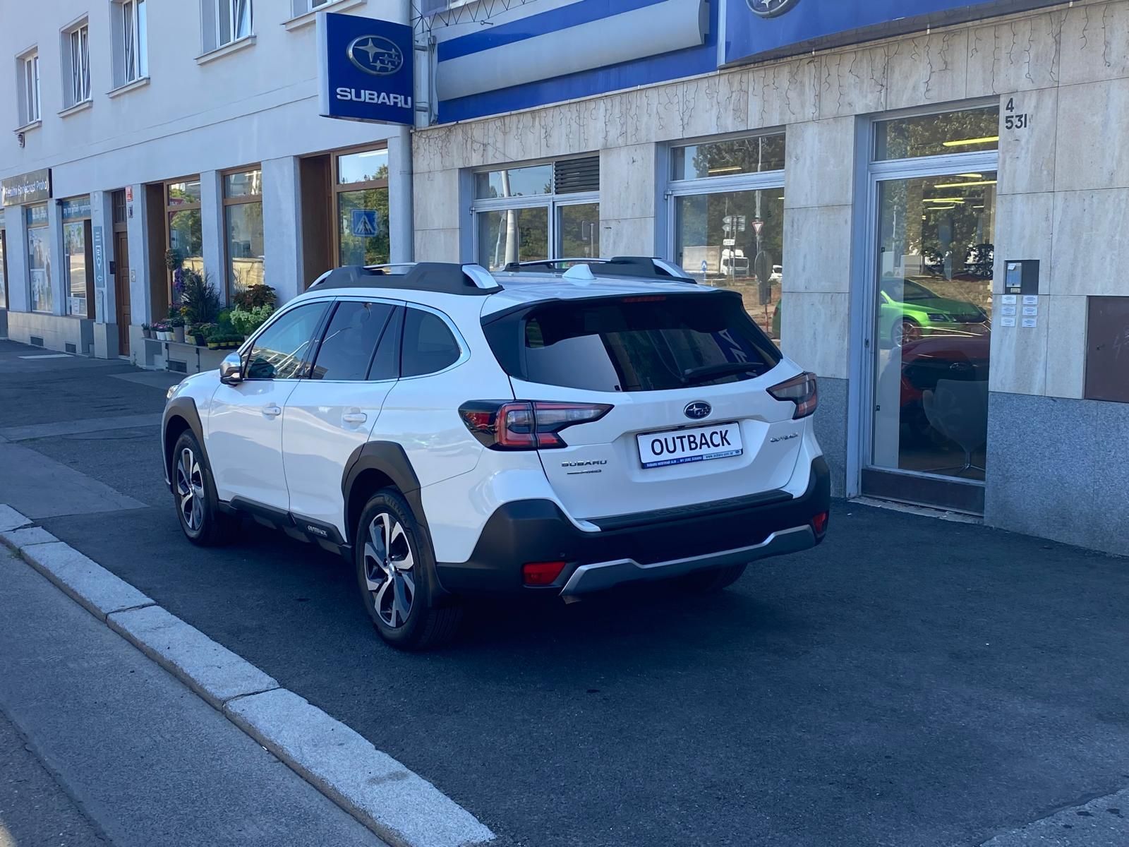 Subaru Outback, 2.5i-T Touring EyeSight - fotka 6