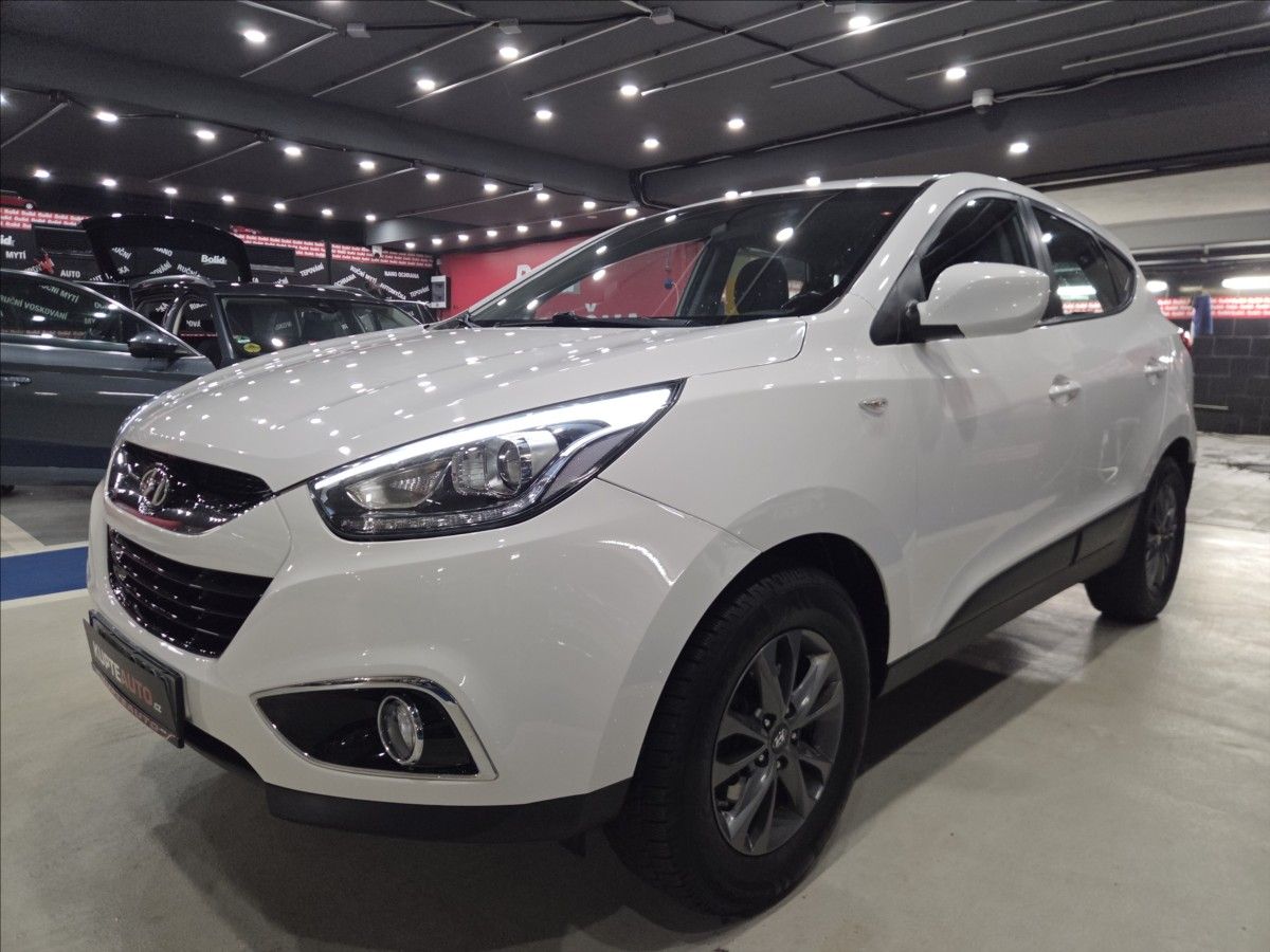 Hyundai ix35, 1,6 i - tažné + LED