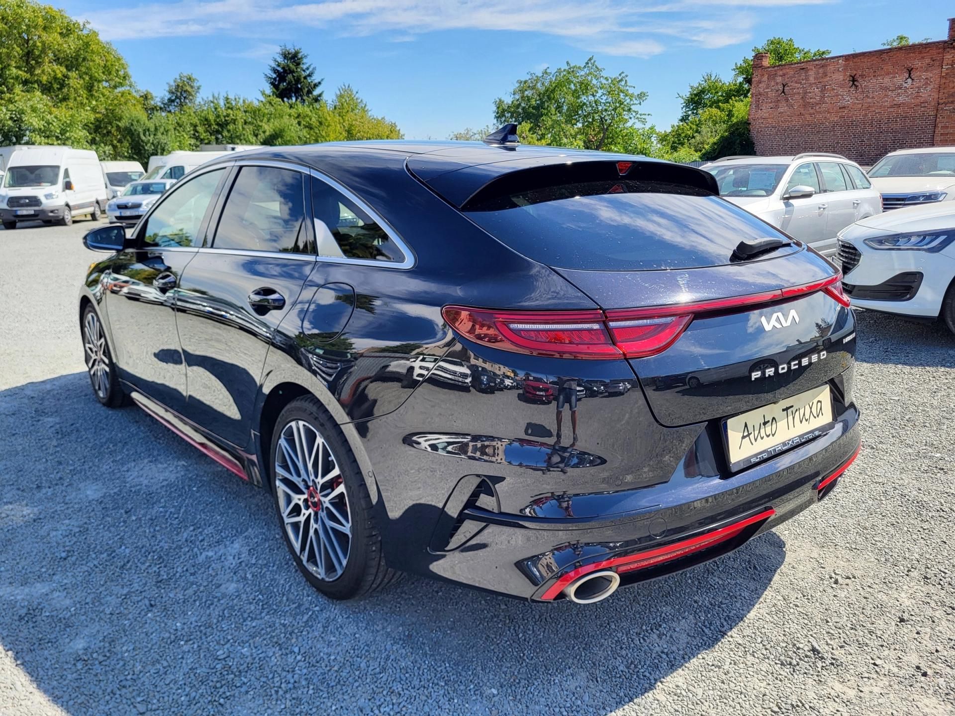 Kia ProCeed, 1.6 T-GDI GPF 150kW GT DCT *ČR - fotka 3