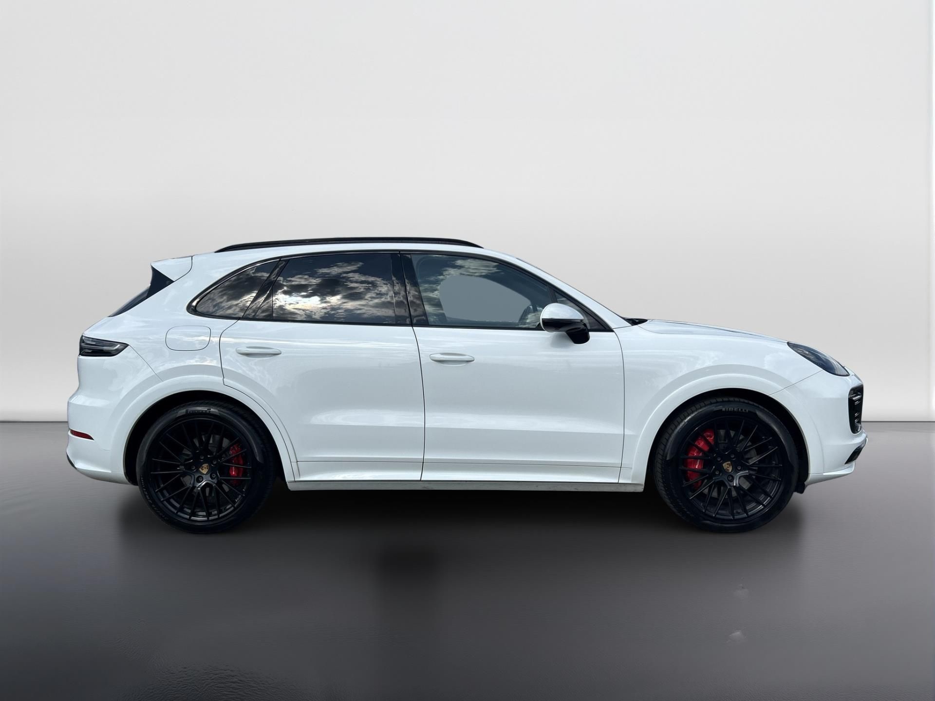 Porsche Cayenne, GTS - fotka 6