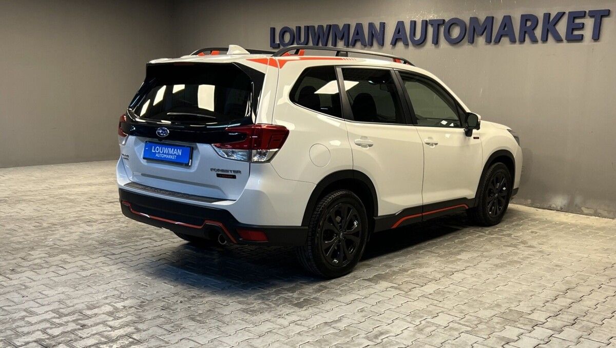 Subaru Forester, 2.0 e-BOXER SPORT Lineartronic - fotka 2