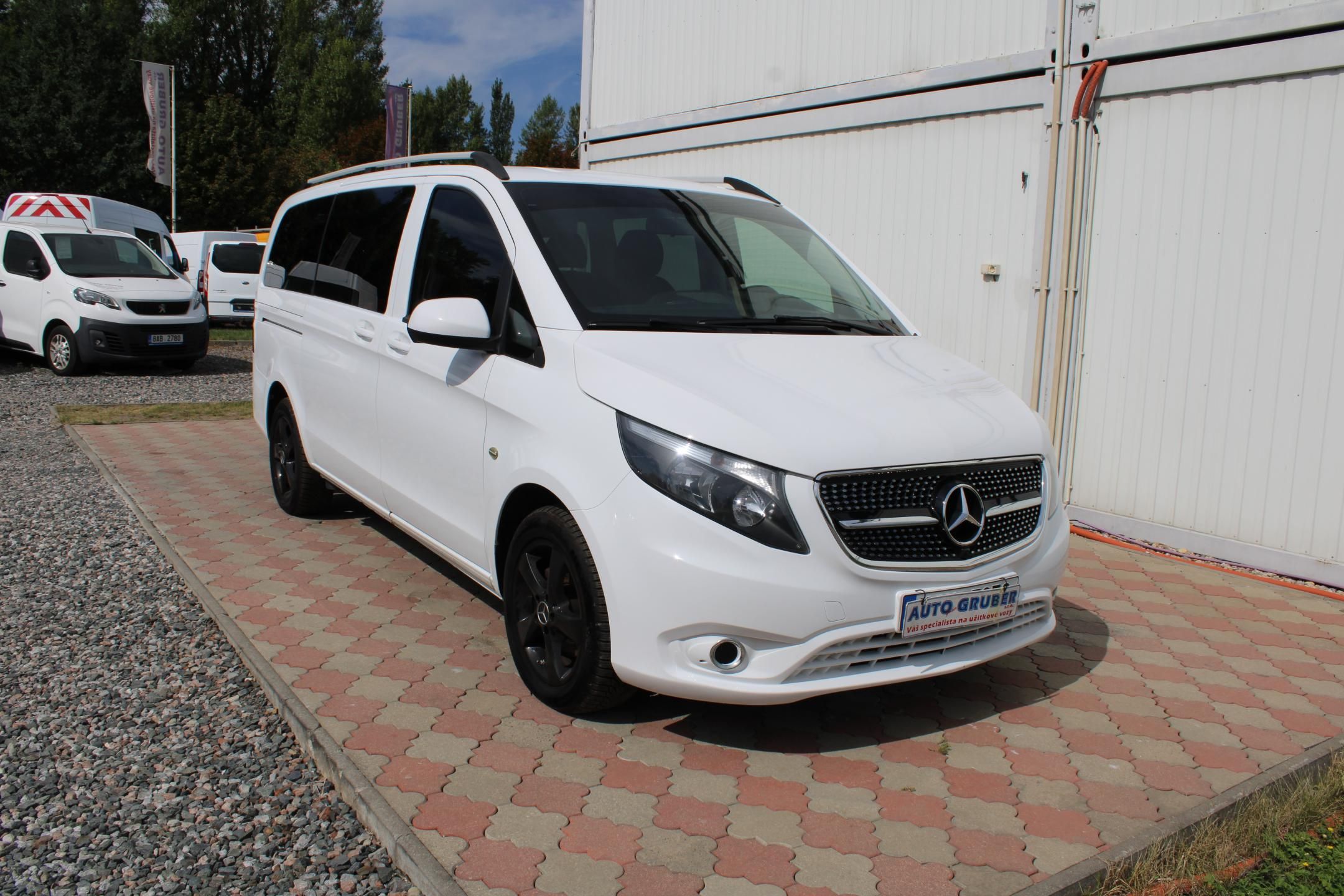 Mercedes-Benz Vito, 2,2 116CDI 5Míst Automat+klima - fotka 2