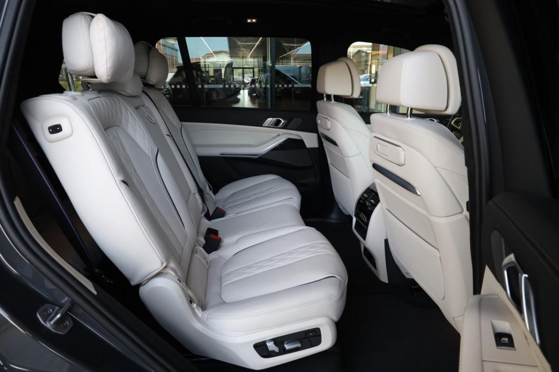 BMW X7, xDrive40d - fotka 6