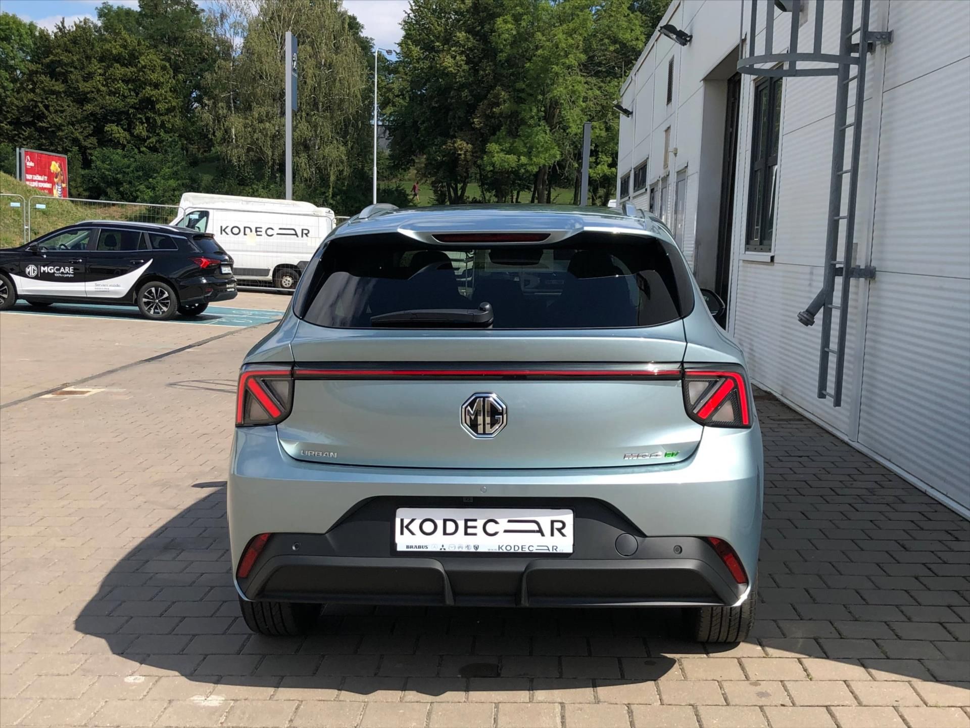 MG MG4, EV Premium 54kWh AT  URBAN - fotka 5