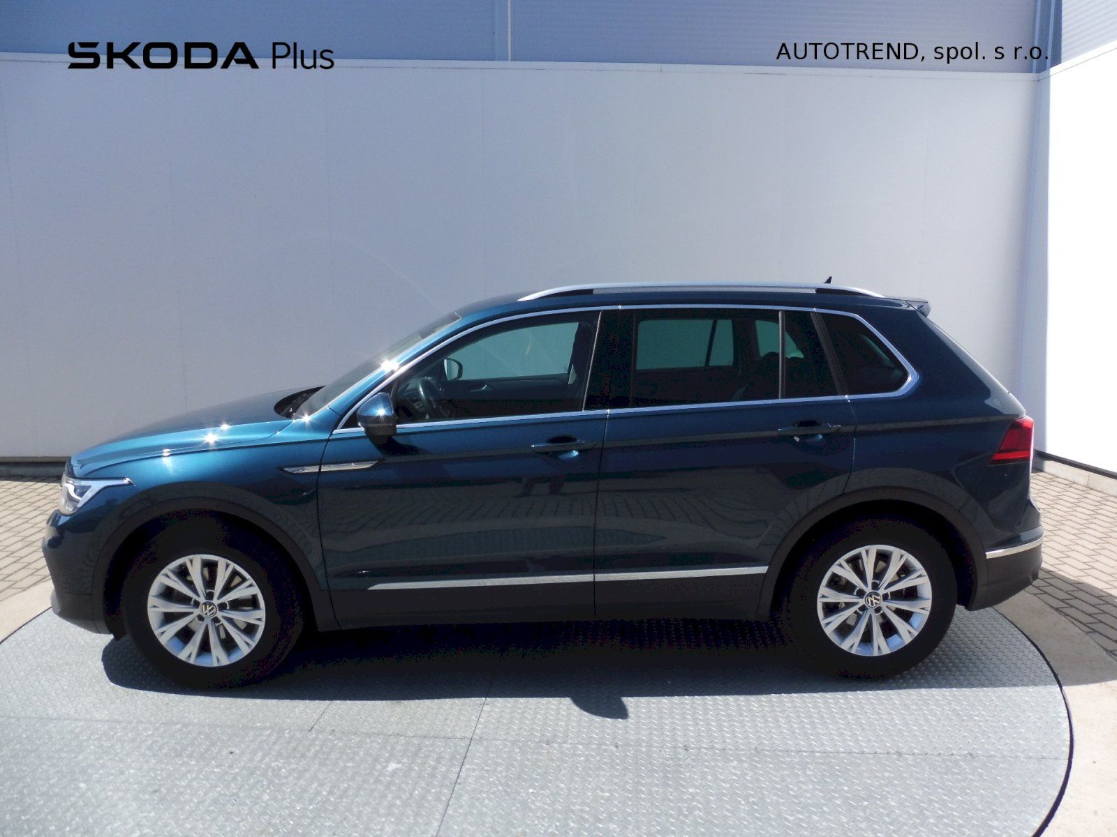 Volkswagen Tiguan, Life 1,5 TSI 110kW - fotka 3
