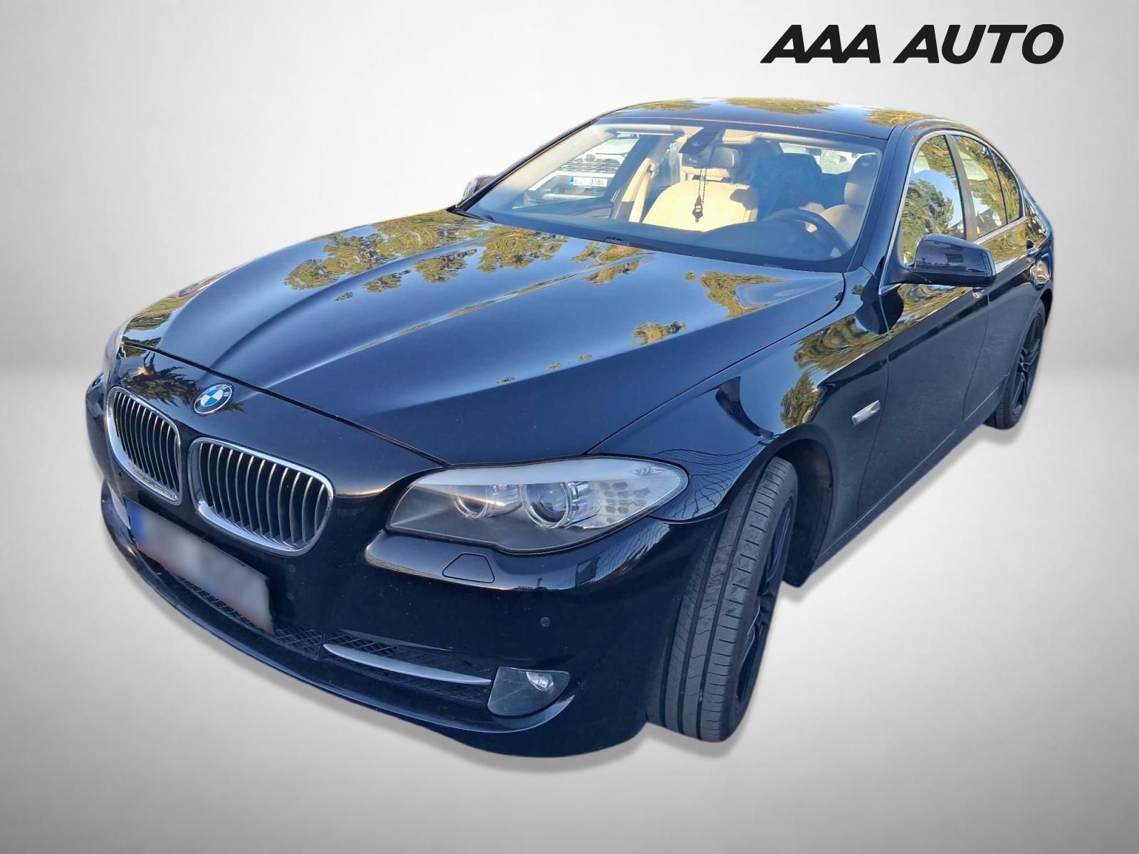 BMW Řada 5, 520d, Automat, Kožené sedačky