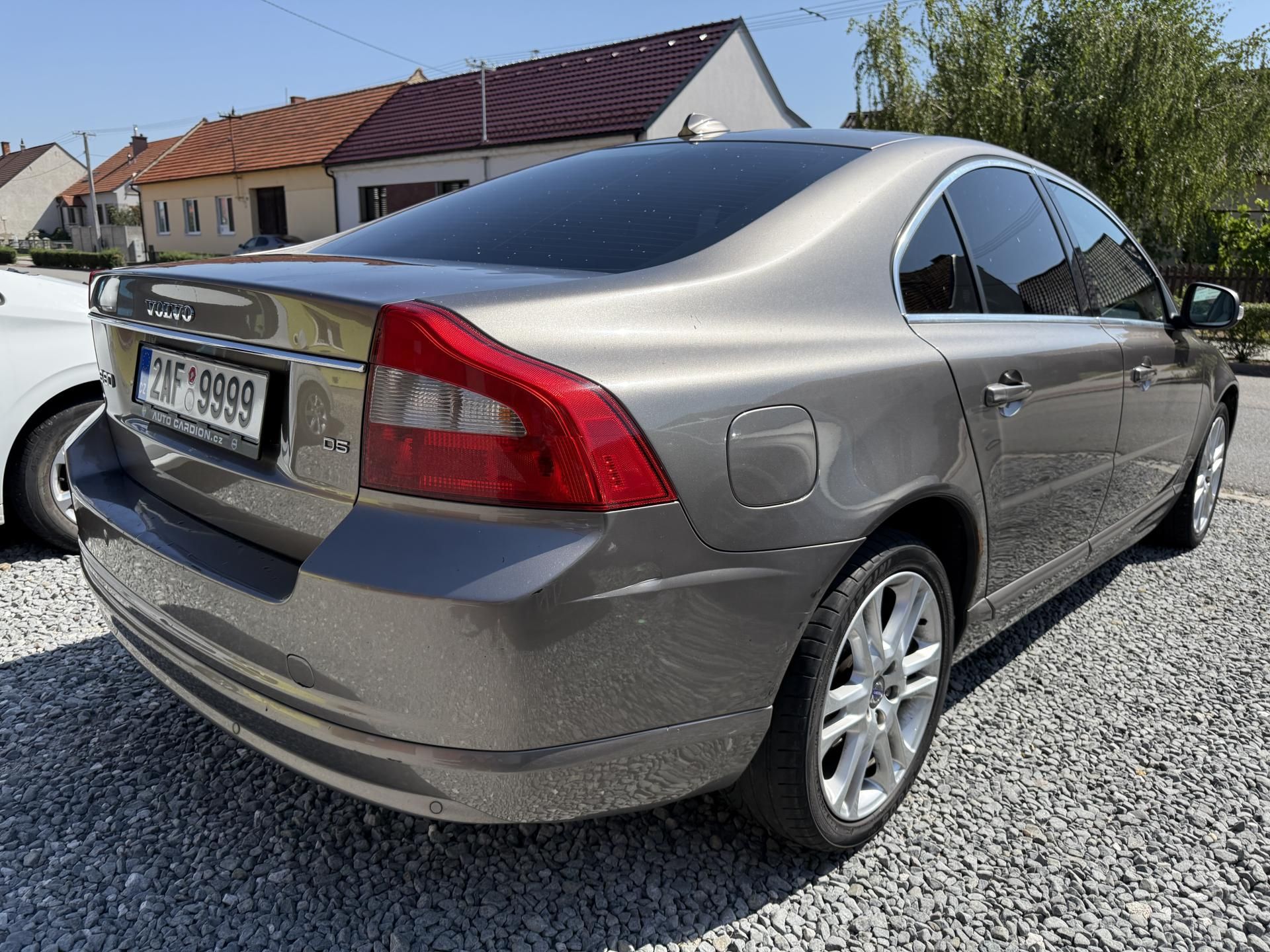 Volvo S80, 2.4 D5 136 KW ALU. - fotka 5