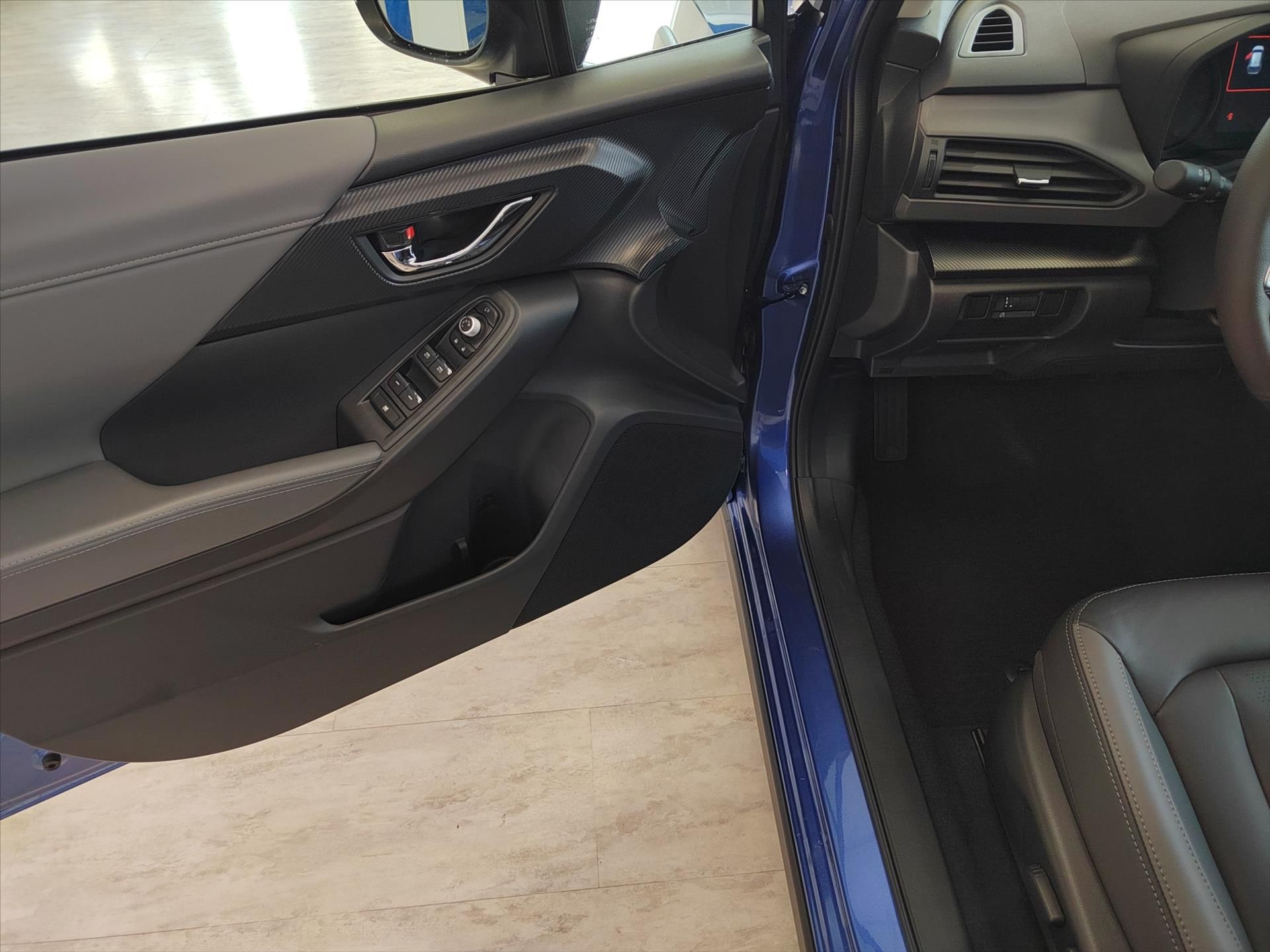 Subaru Crosstrek, 2,0 i-S Executive - fotka 5