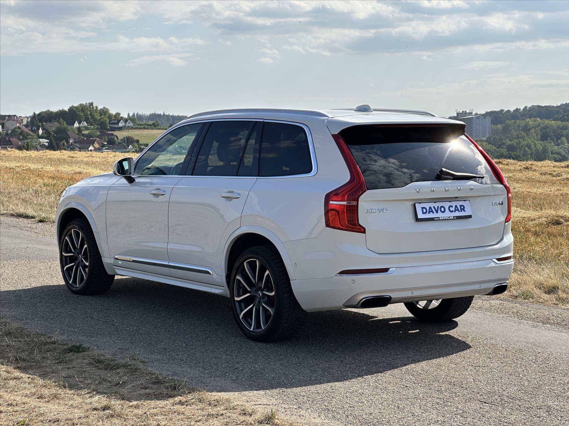 Volvo XC90, 2,0 D 165 kW Inscription CZ - fotka 5