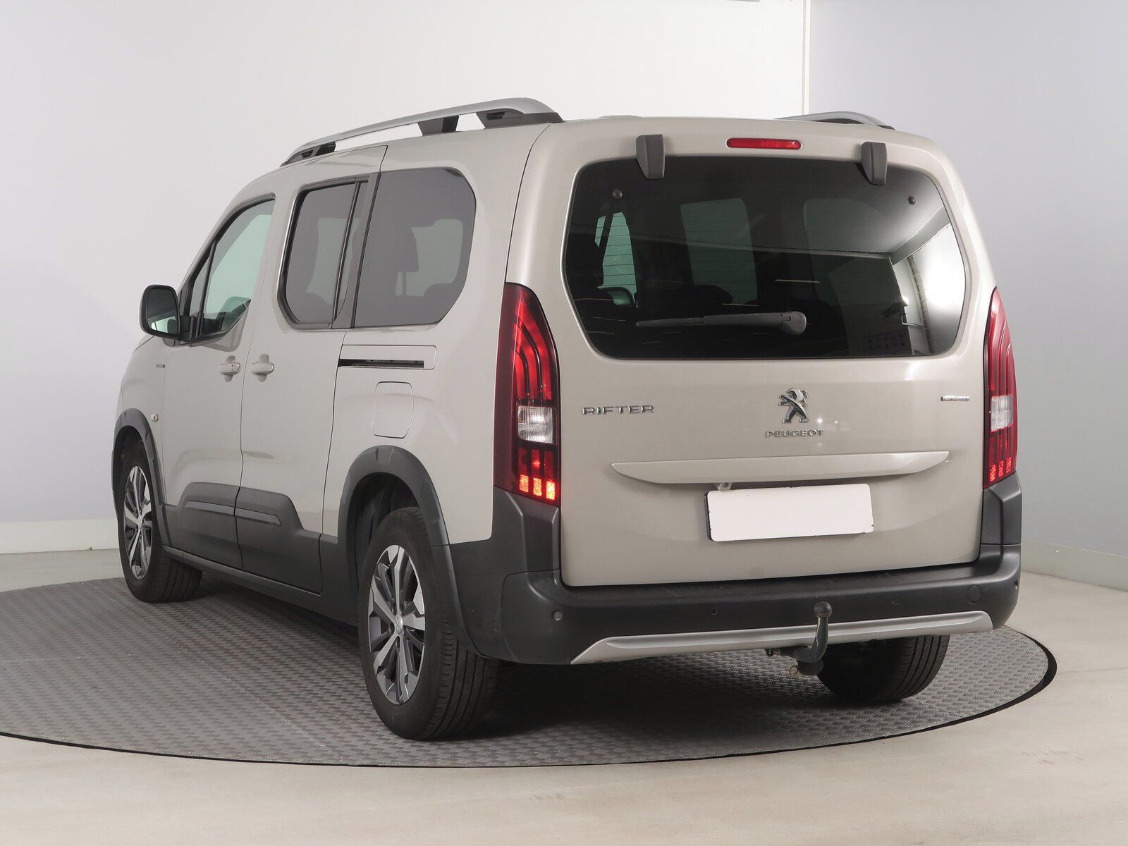 Peugeot Rifter, Maxi 1.5 BlueHDi, GT Line - fotka 4