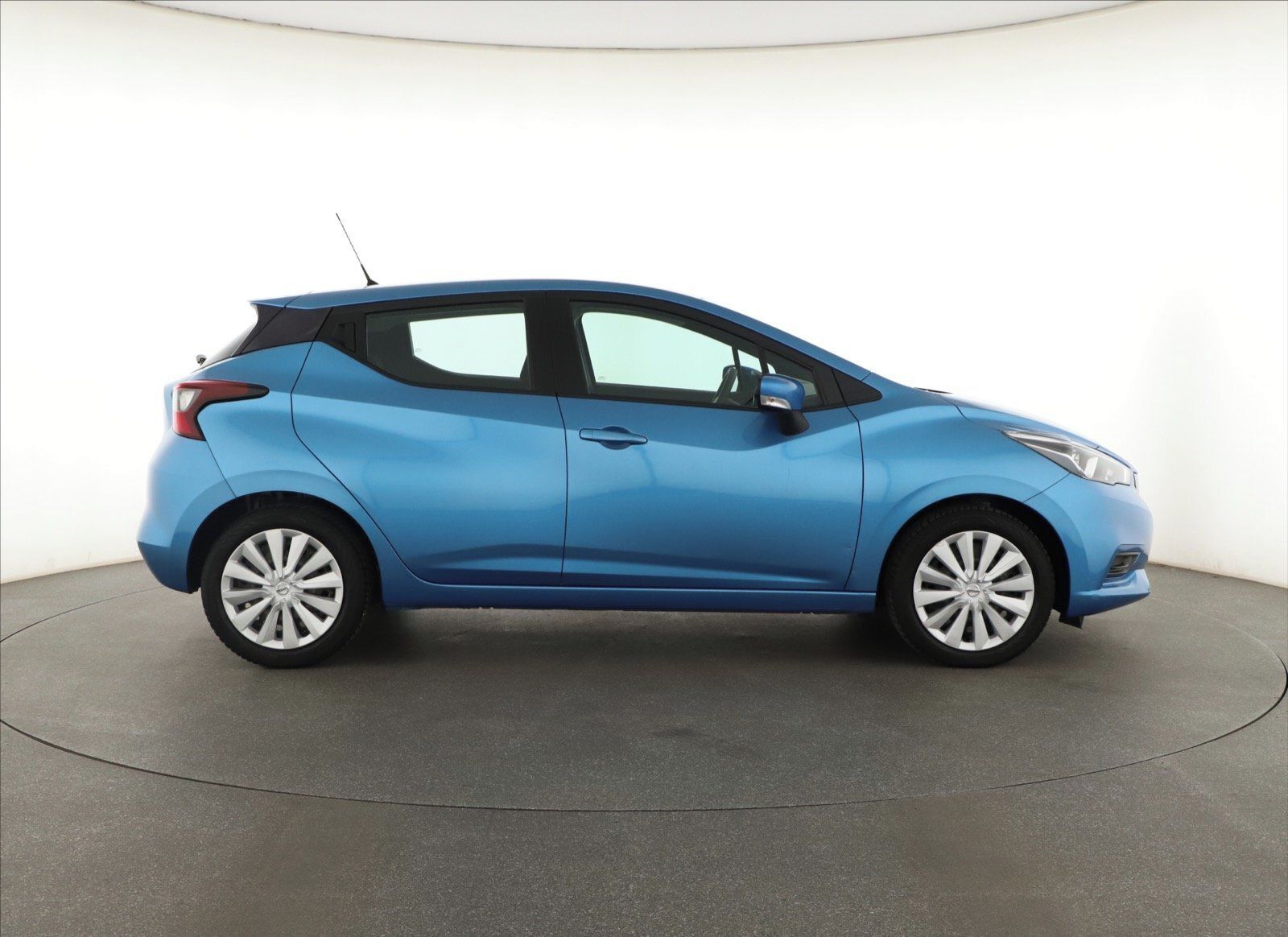 Nissan Micra, 1.0 IG, Serv.kniha, Klima - fotka 6