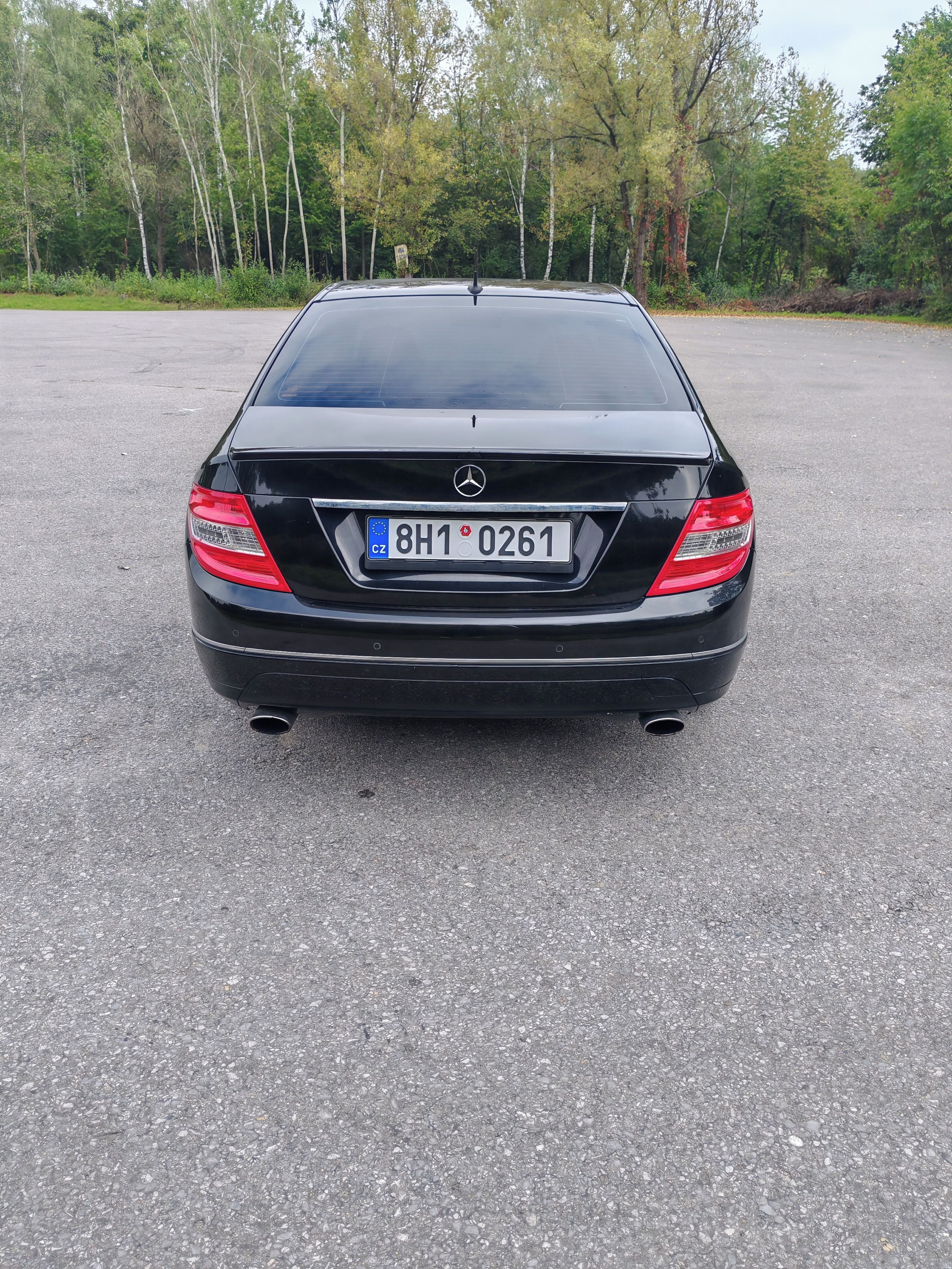 Mercedes-Benz Třídy C, 350 CGI - fotka 4