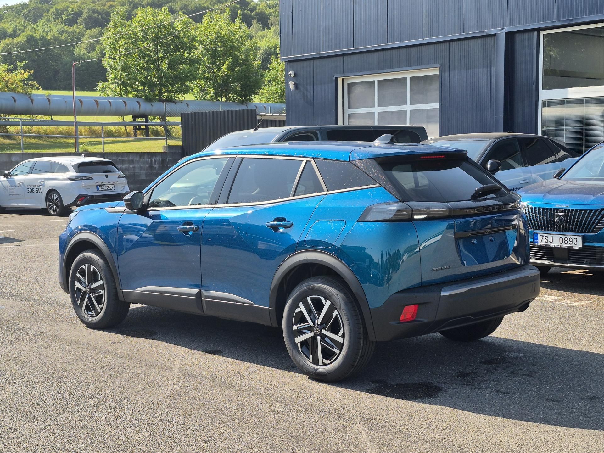 Peugeot 2008, BUSINESS TURBO 100 S&S MAN6 - fotka 3