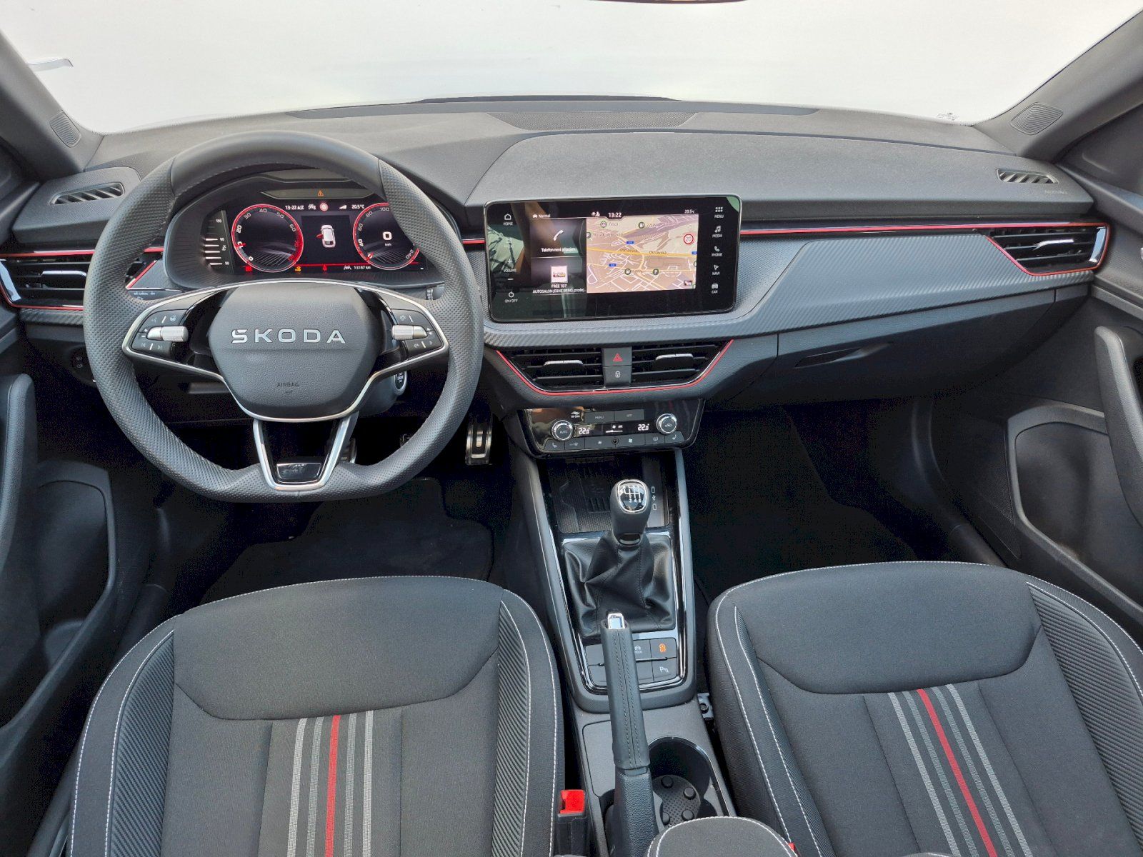 Škoda Scala, Monte Carlo 1.0 TSI 85kW - fotka 5