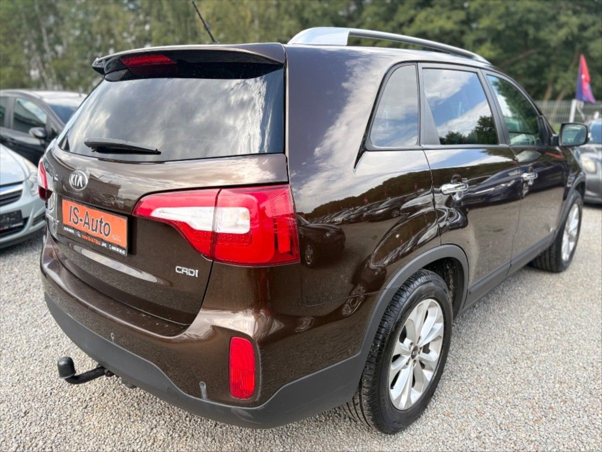Kia Sorento, 2,2 CRDi   4x4 ČR  1. majitel - fotka 4