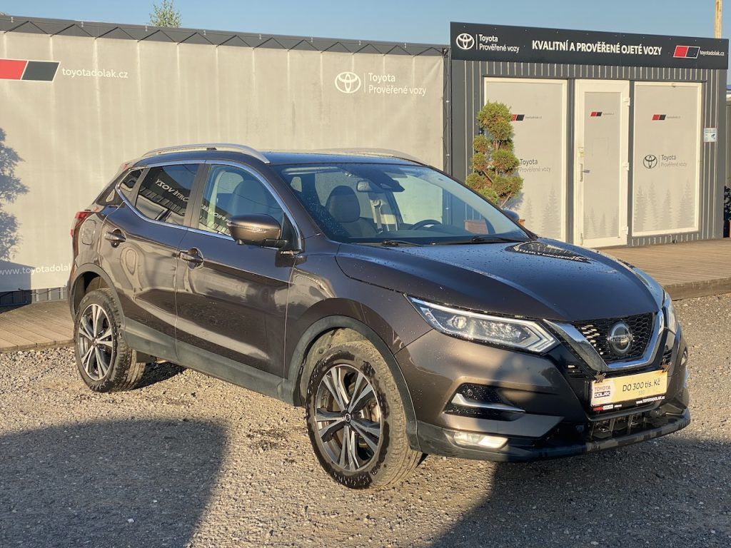 Nissan Qashqai, 1.3DIG-T, ČR, manual, serviska