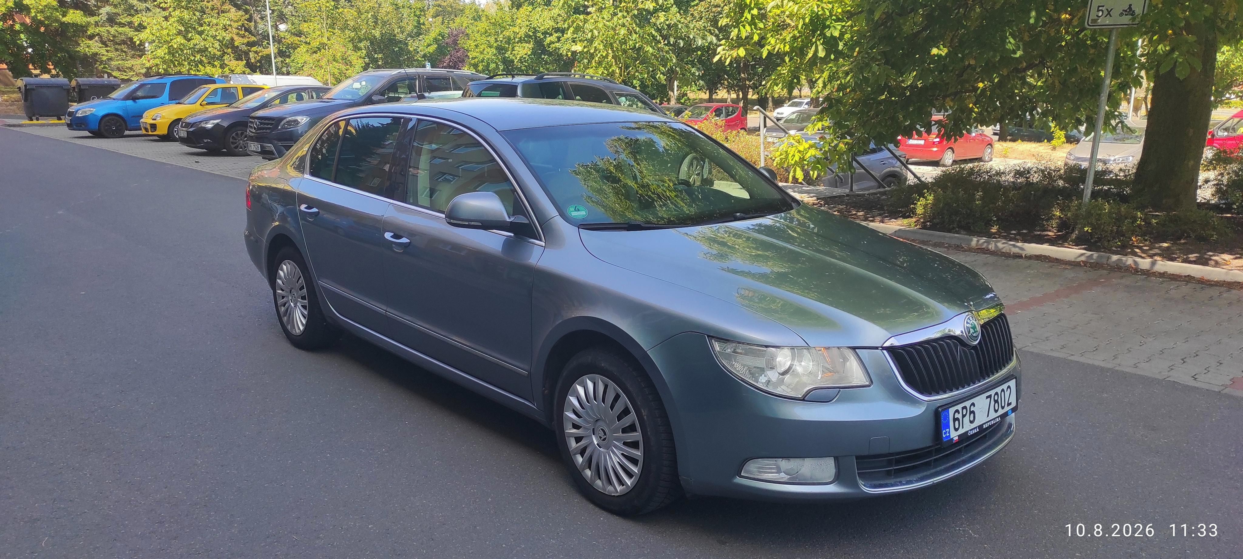 Škoda Superb, servisováno - fotka 3