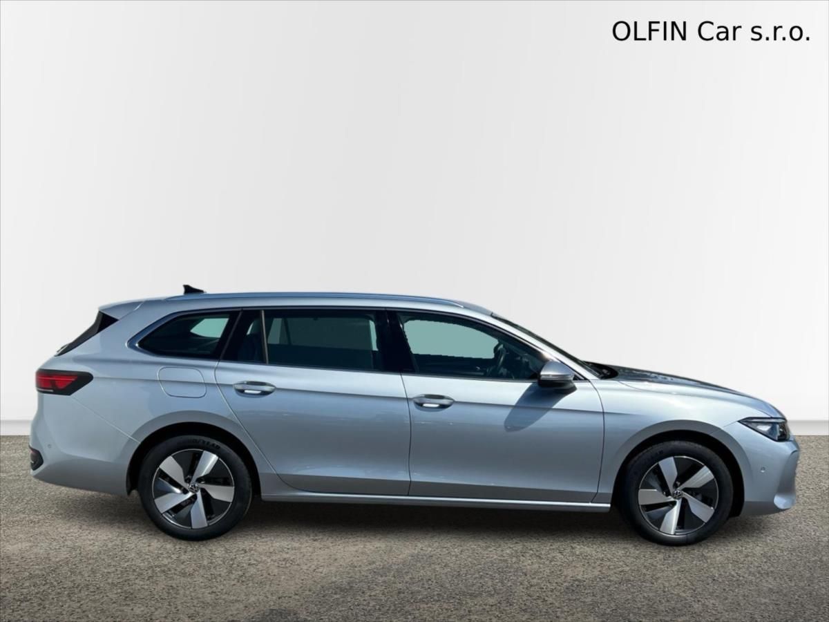 Volkswagen Passat Variant, 1,5 eTSi 110 kW 7DSG BUSINESS - fotka 3