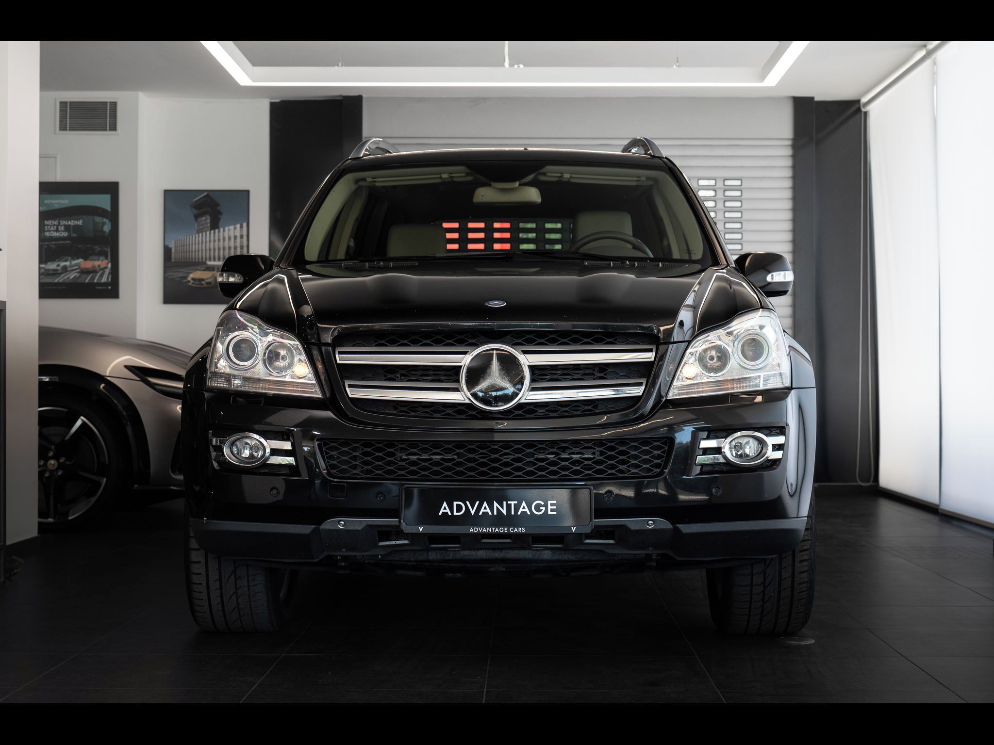 Mercedes-Benz GL, CDI 4Matic HarmanKardon/Vyhřív - fotka 2
