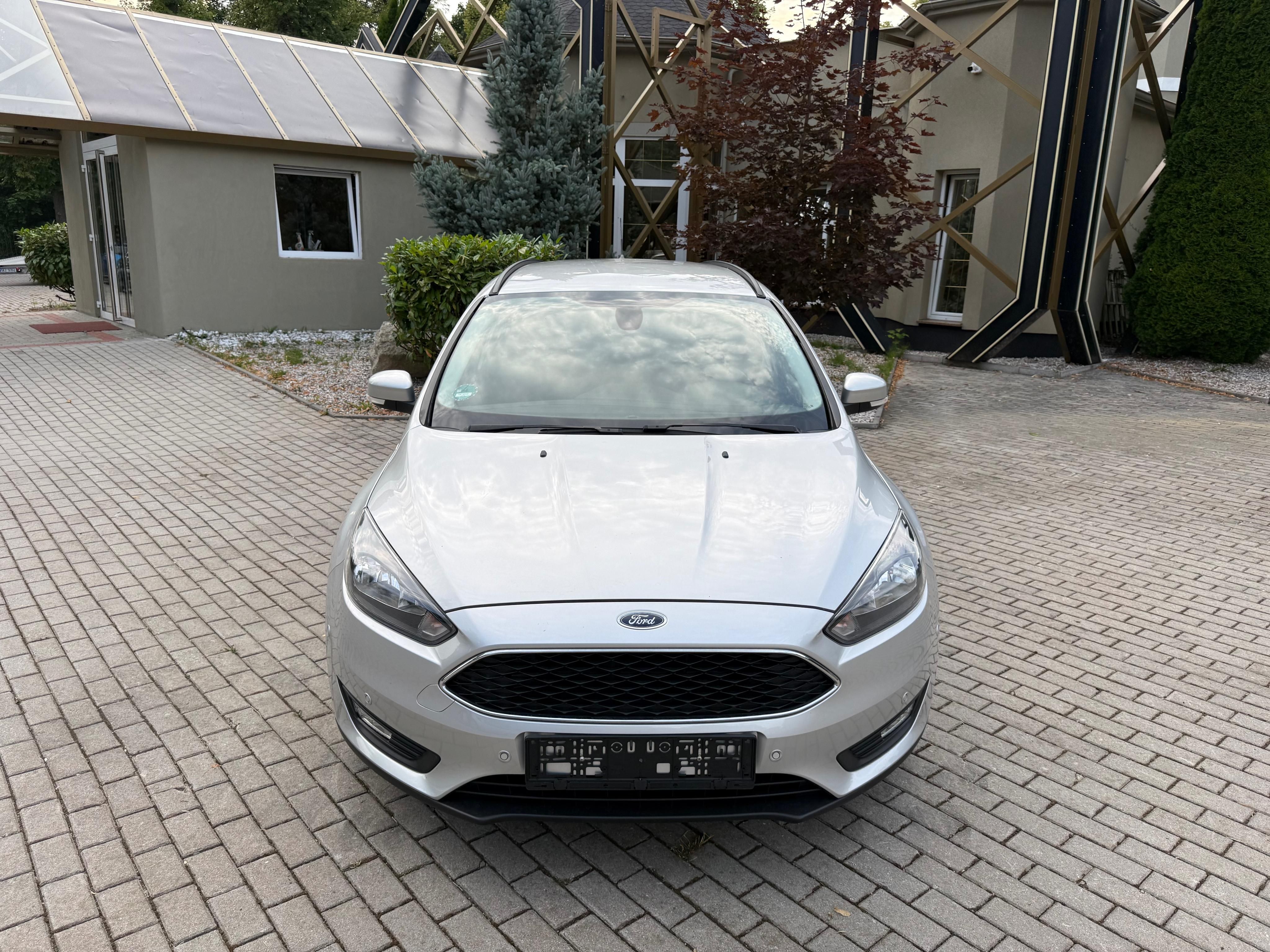 Ford Focus, 1.5i 110kW TOURNIER COOL&CONNT - fotka 5