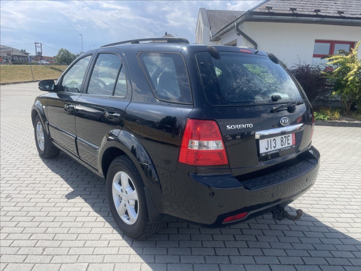 Kia Sorento, 2,5 CRDi 125kw Automat Tažné - fotka 3