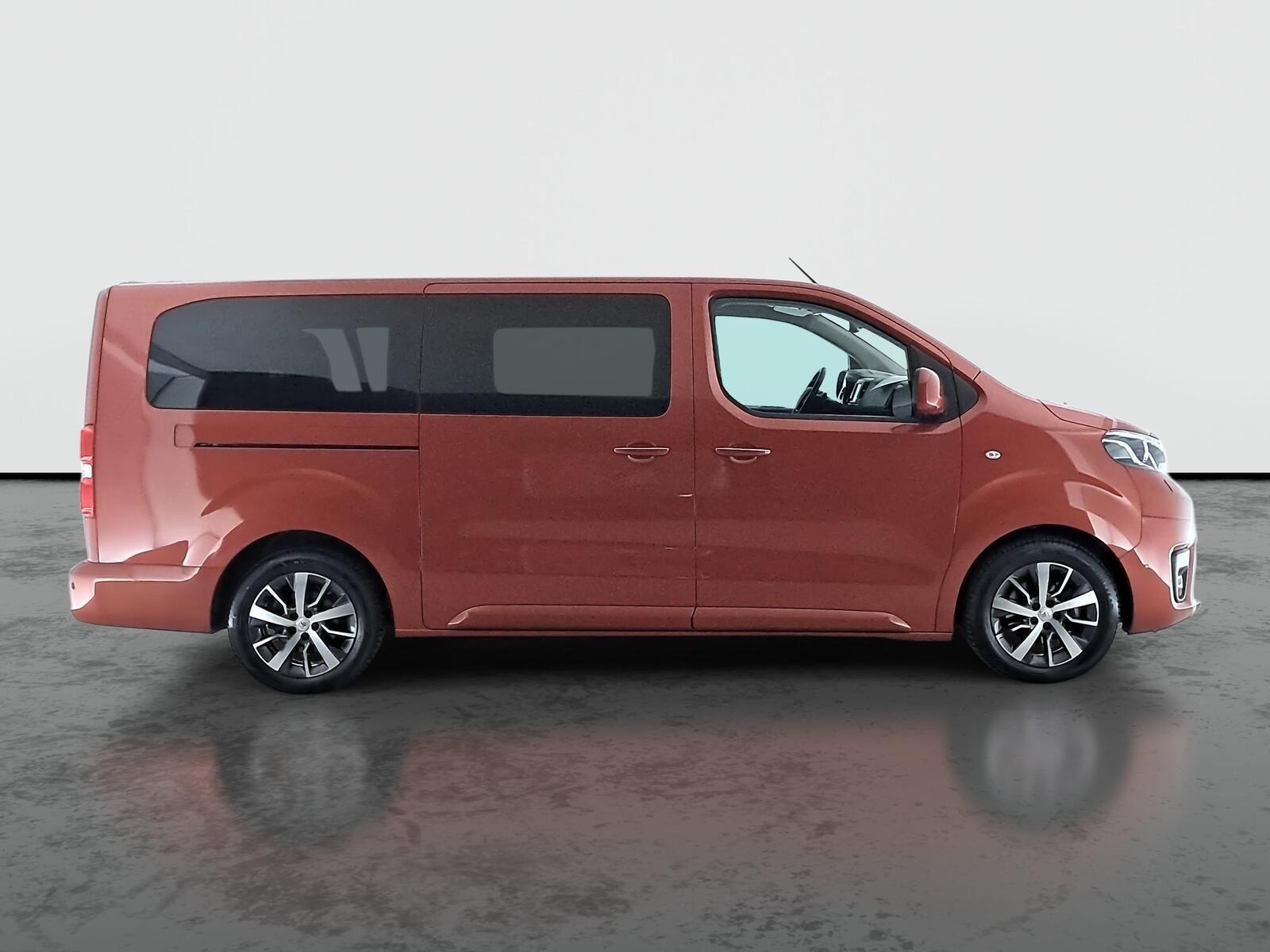 Toyota Proace Verso, 2.0 D-4D, VIP, Klima, ČR - fotka 6