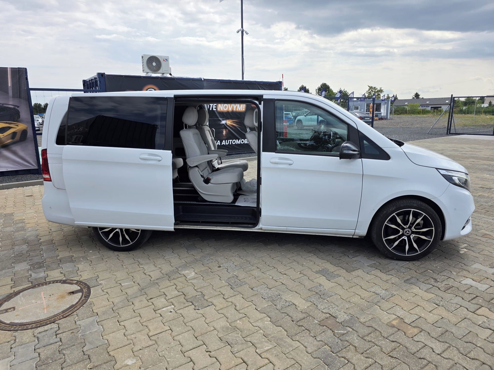 Mercedes-Benz Třídy V, 250d AMG Exclusive odpočet DPH - fotka 6