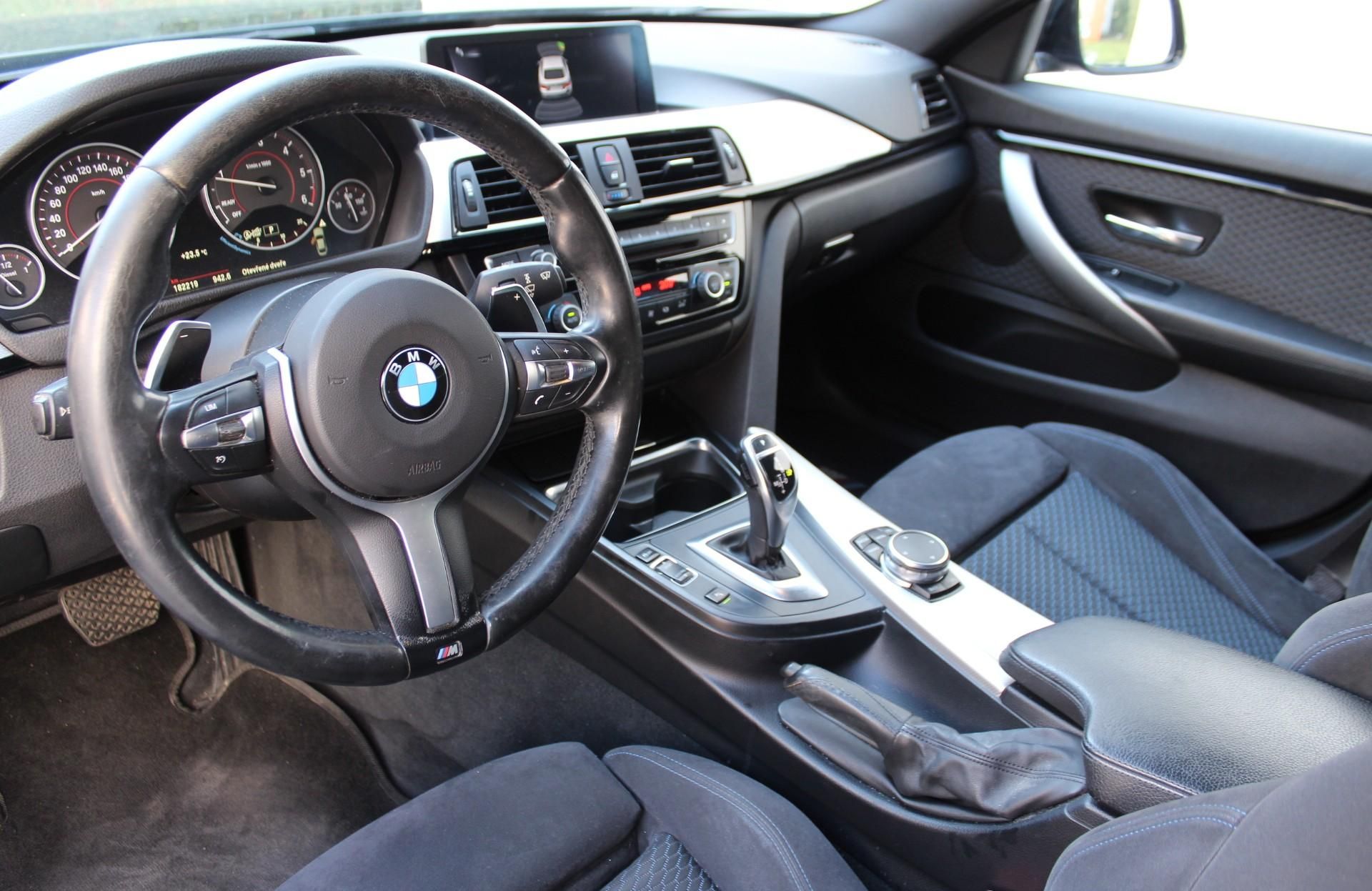 BMW Řada 4, 420d xDrive - fotka 4