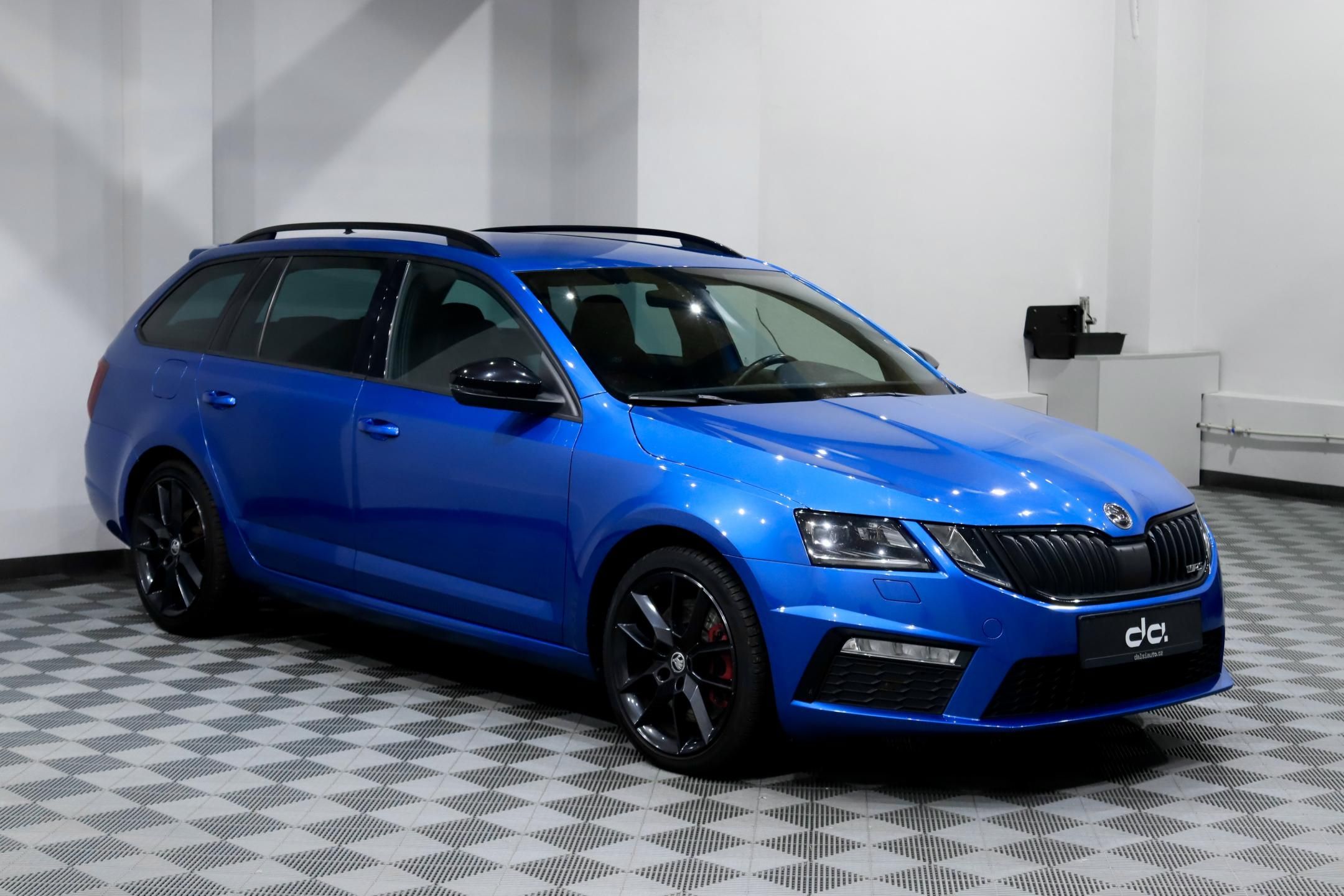 Škoda Octavia, 3 FL Combi 2.0 TSI 169 kW RS - fotka 2