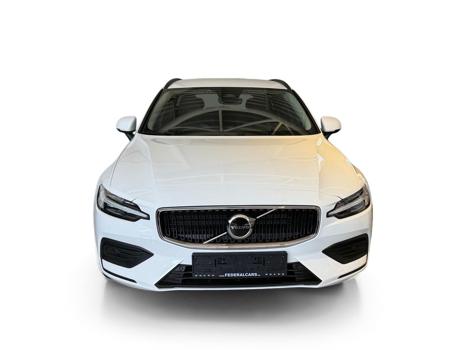 Volvo V60, V60 B4 CORE - fotka 2
