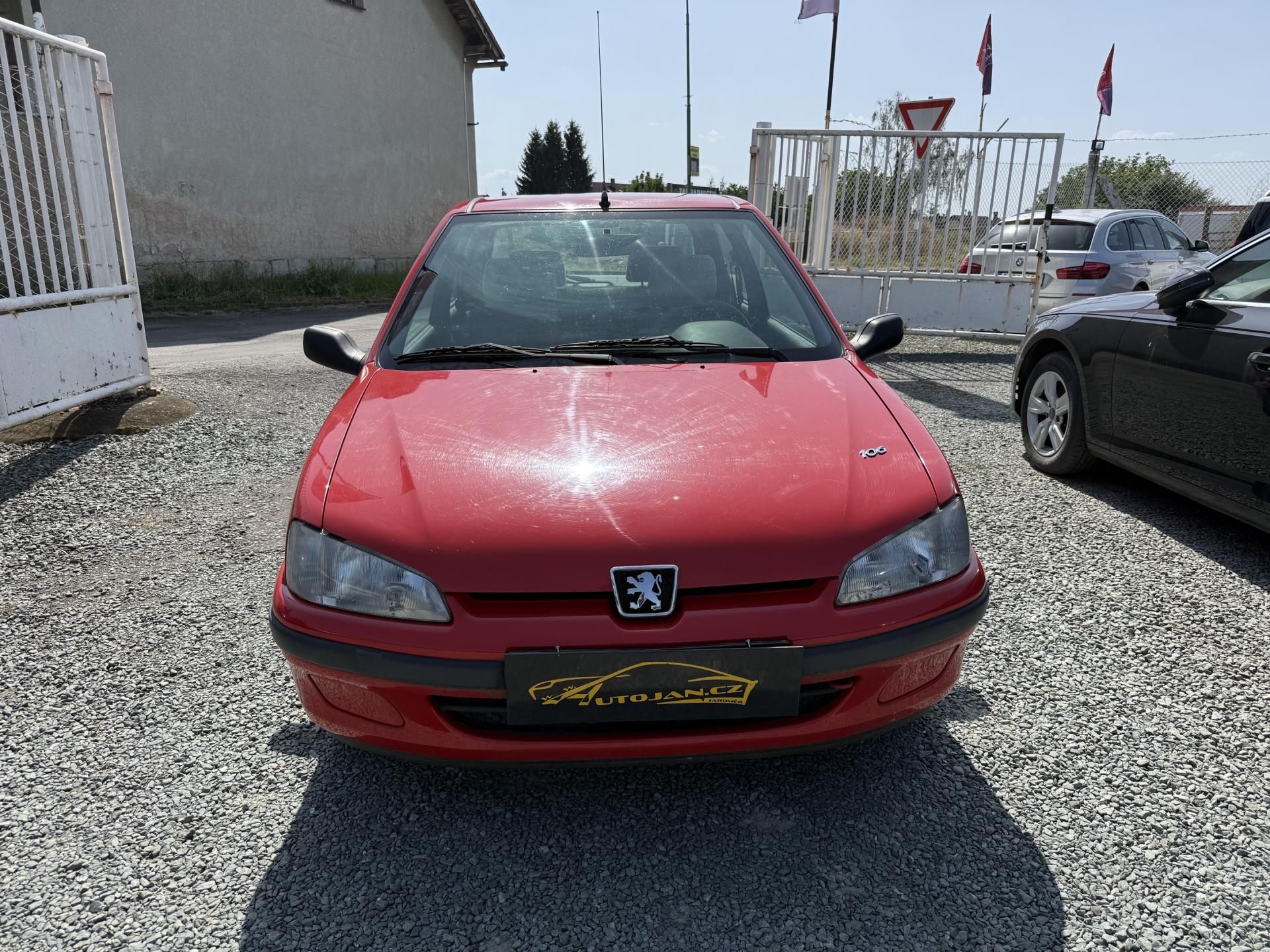 Peugeot 106, 1.0i - fotka 2