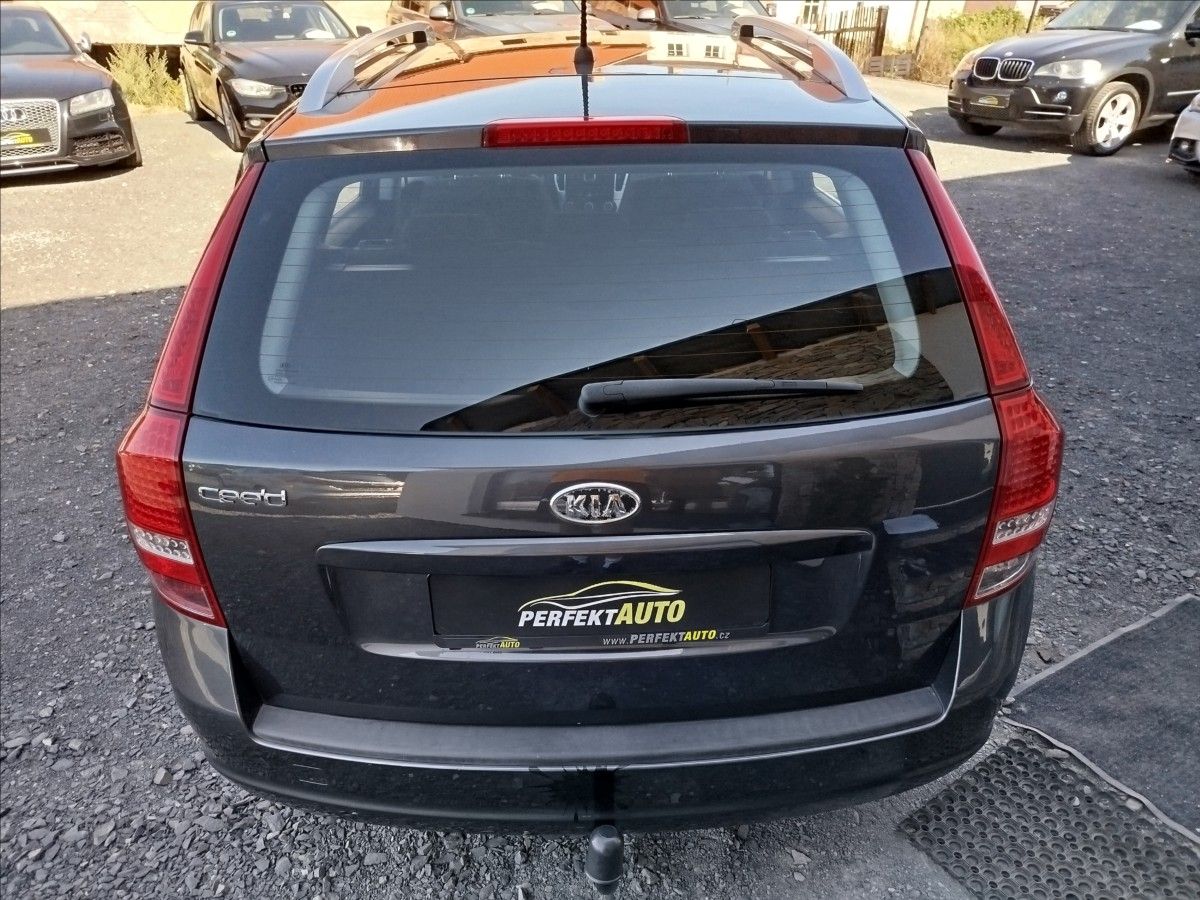 Kia Cee´d, 1,4 i 66kW, ACTIVE, TAŽNÉ ZAŘÍ - fotka 5