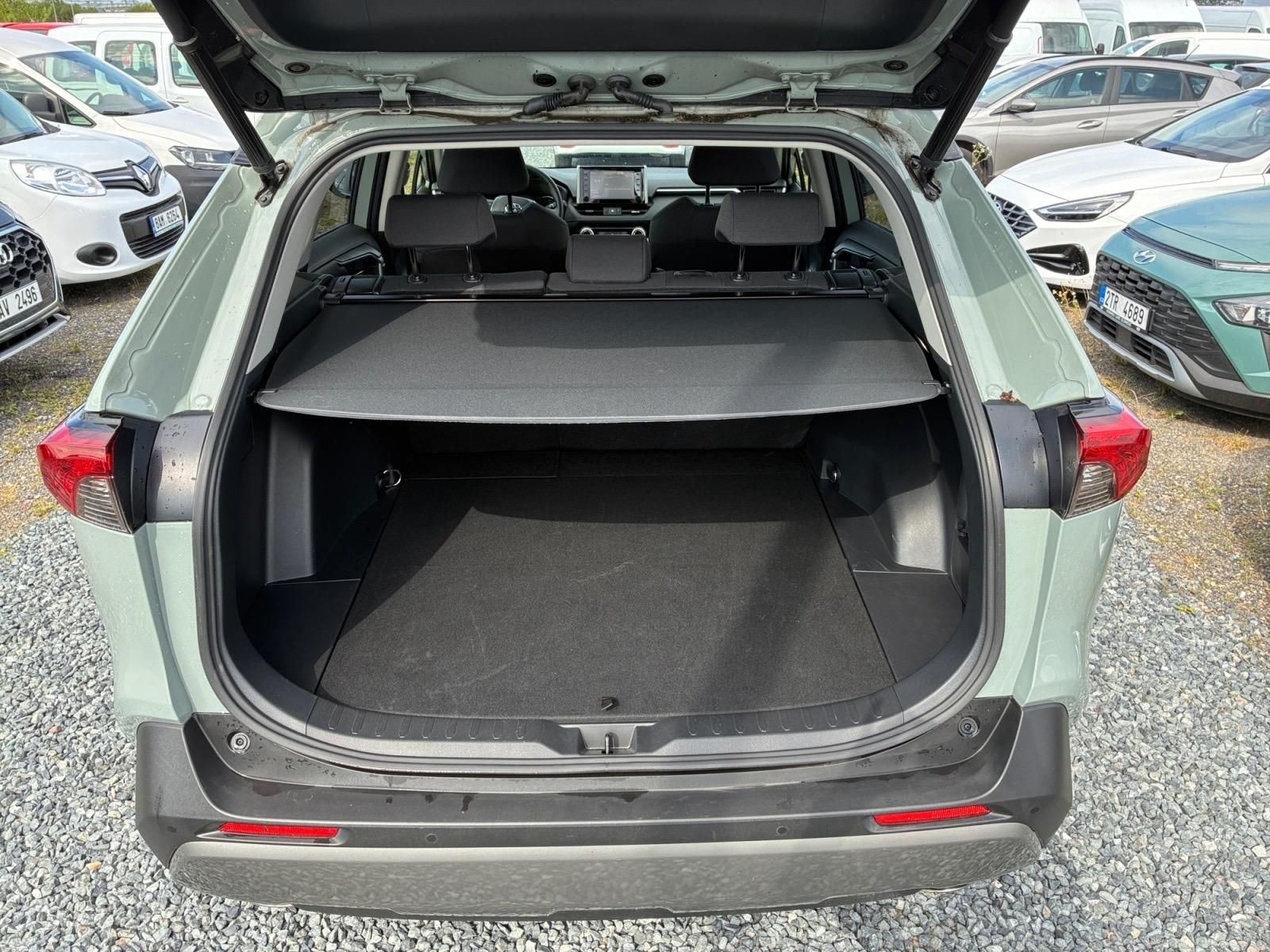 Toyota Rav4, COMFORT 2.5 HYBRID 131kW 4WD - fotka 6
