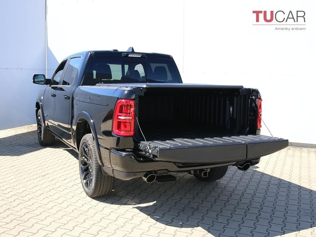 Dodge Ram, 1500 Limited 5.7 V8 2026 RED - fotka 5