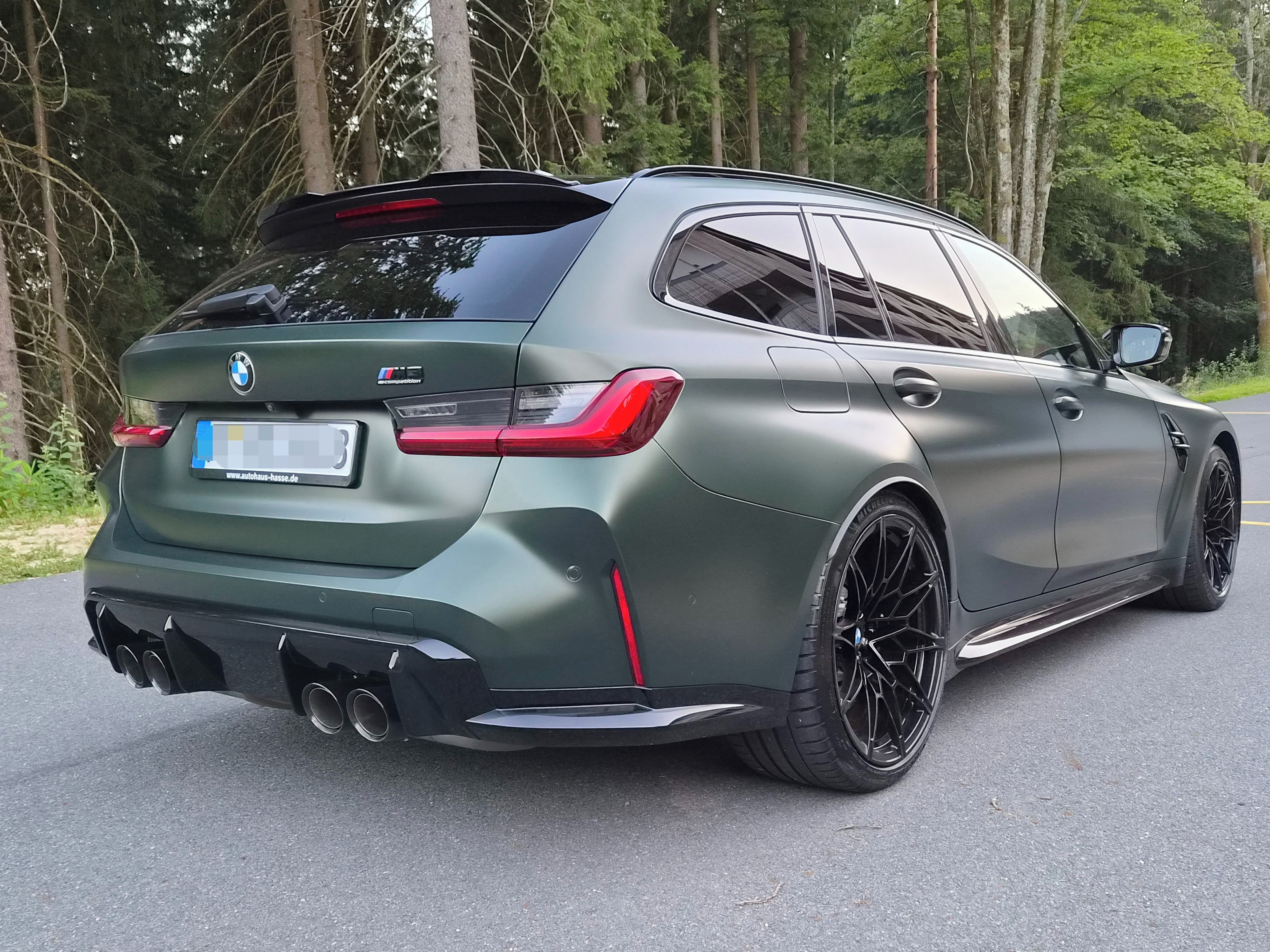 BMW M3, Competition Touring xDrive H&K - fotka 5