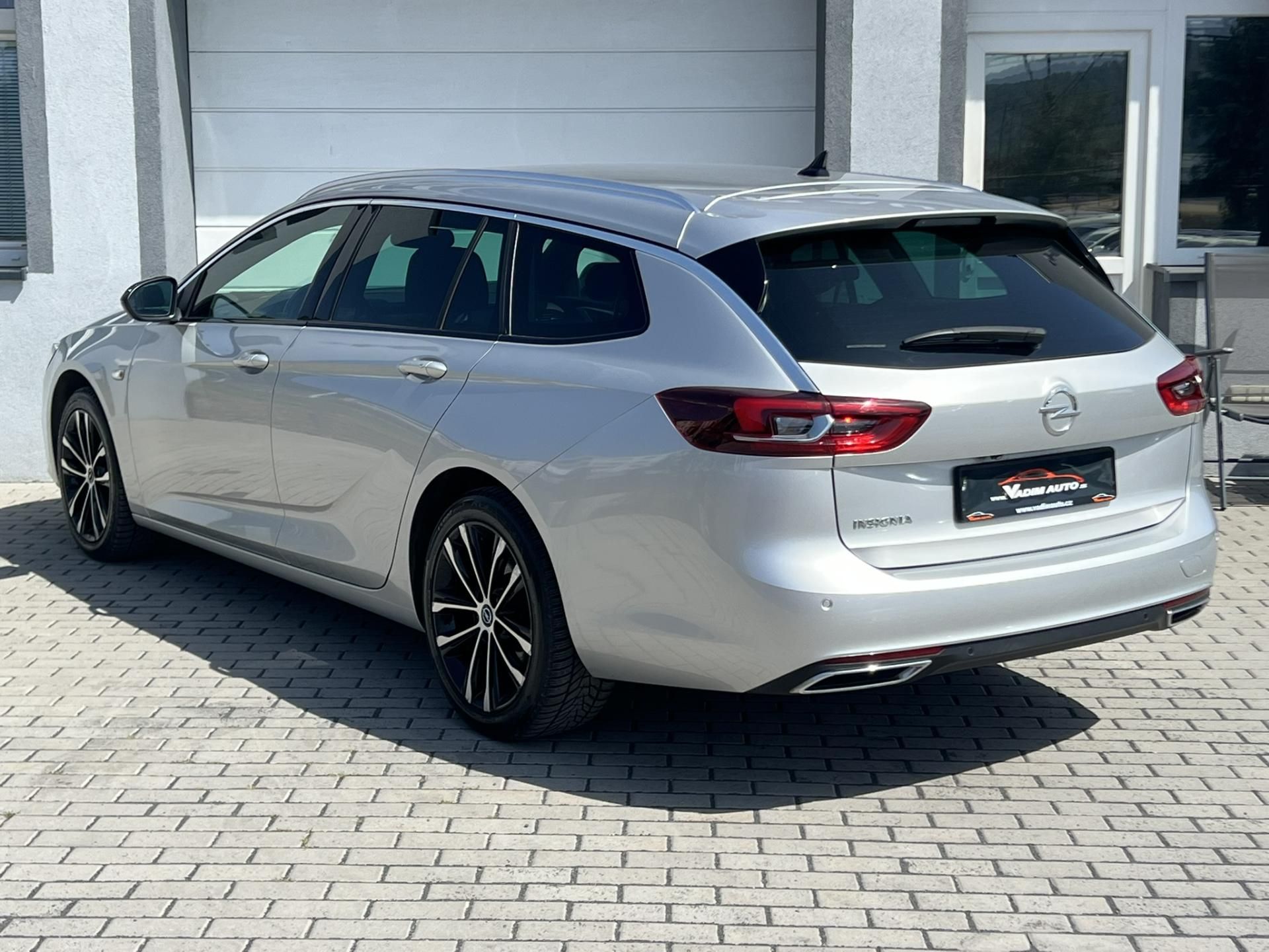 Opel Insignia, 2.0CDTi 128kW AUTOMAT ELEGANCE - fotka 3