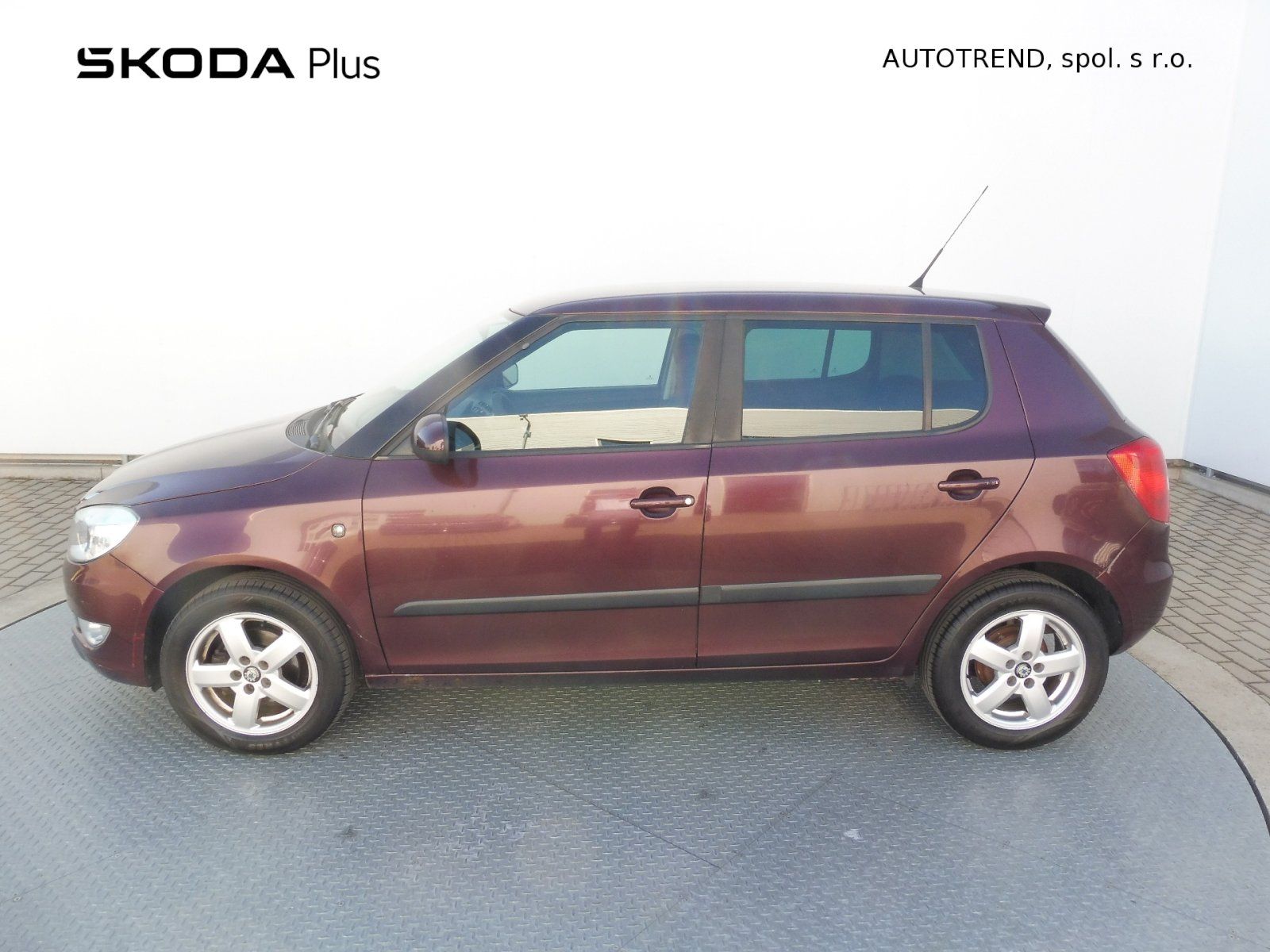 Škoda Fabia, Ambiente 1,2 TSI 63kW - fotka 3