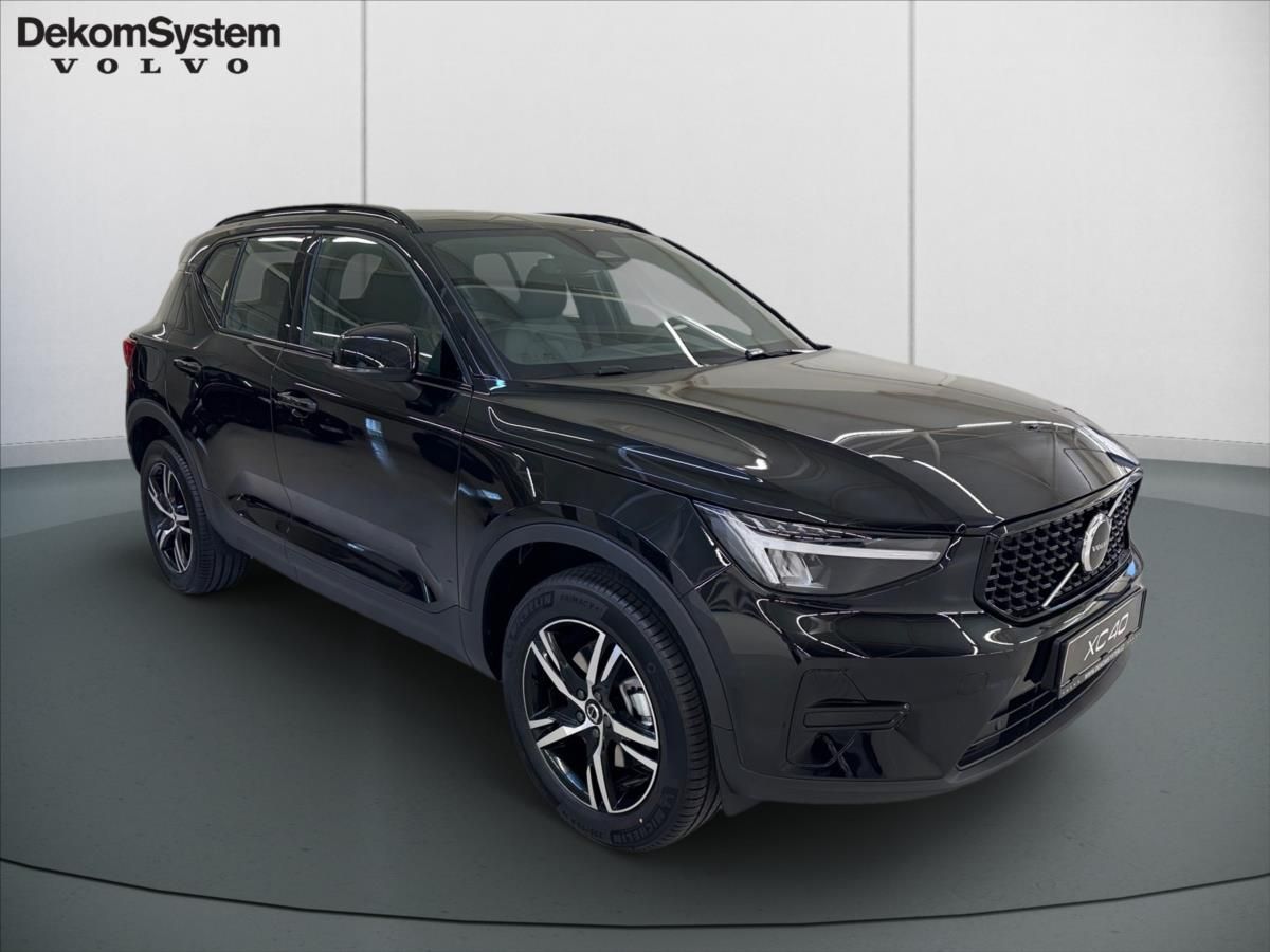 Volvo XC40, 2,0 B3 Plus Dark 8353 - fotka 2