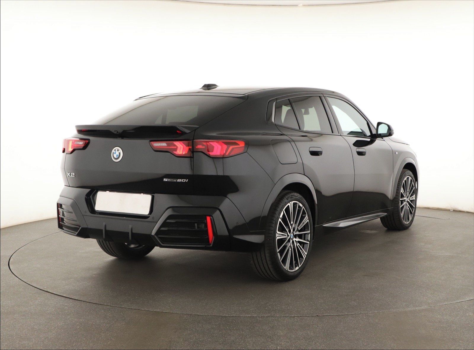 BMW X2, sDrive20i, M Paket - fotka 5