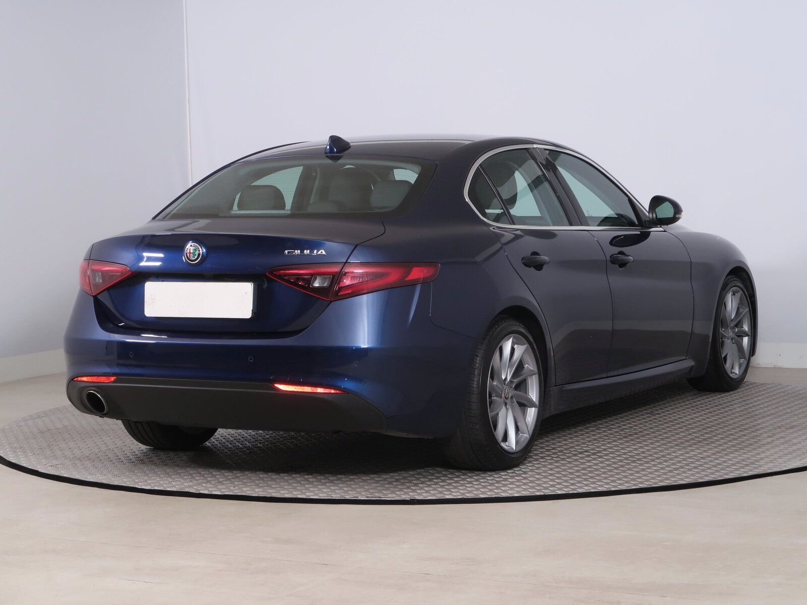 Alfa Romeo Giulia, 2.0 Turbo, Automat, Serv.kniha - fotka 5