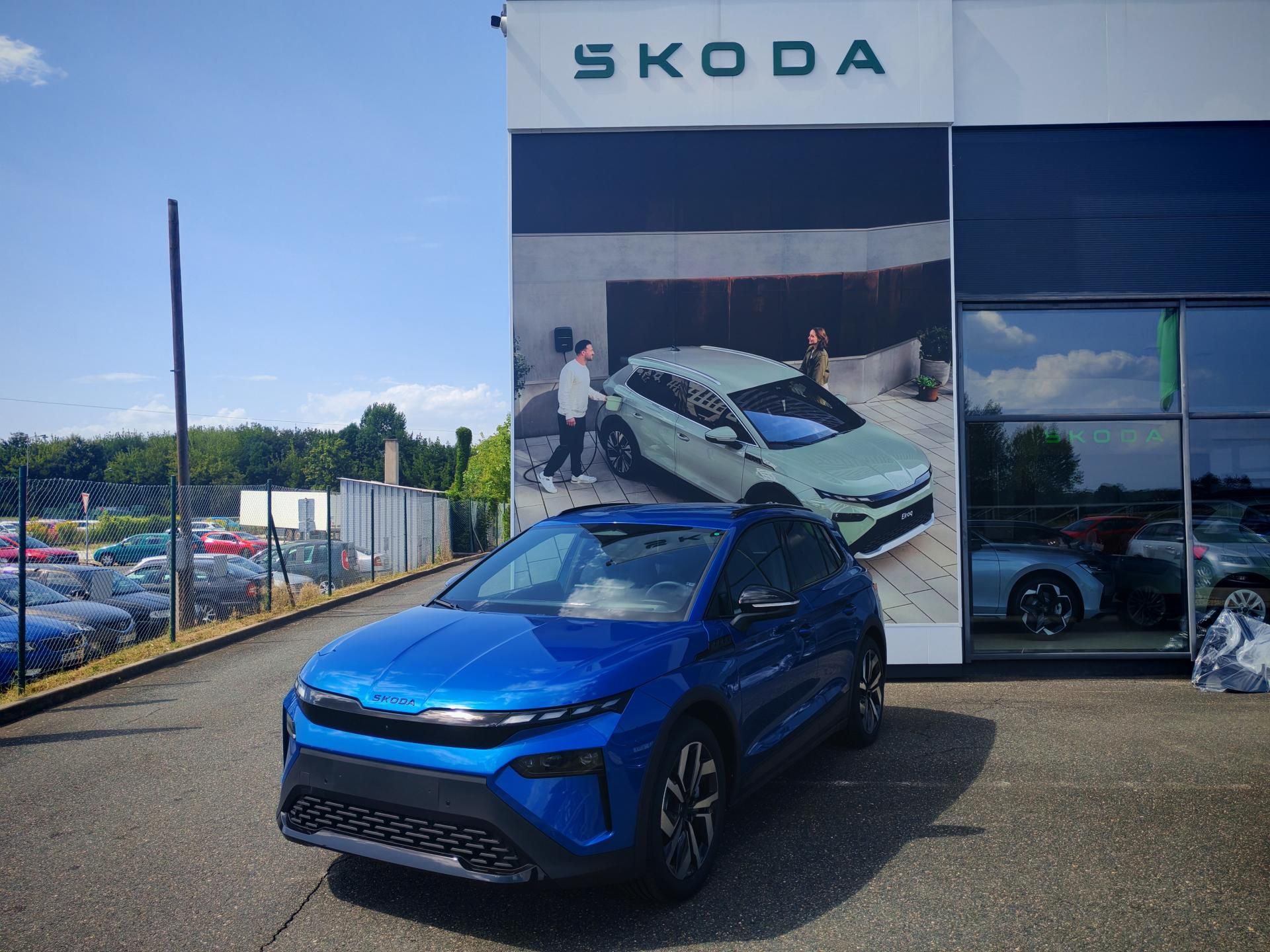 Škoda Elroq, Sportline 61 kW + Advenced pak