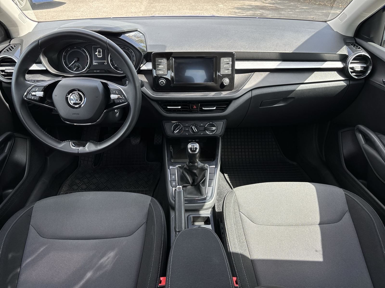 Škoda Fabia, 1.0 TSI Ambition + - fotka 5
