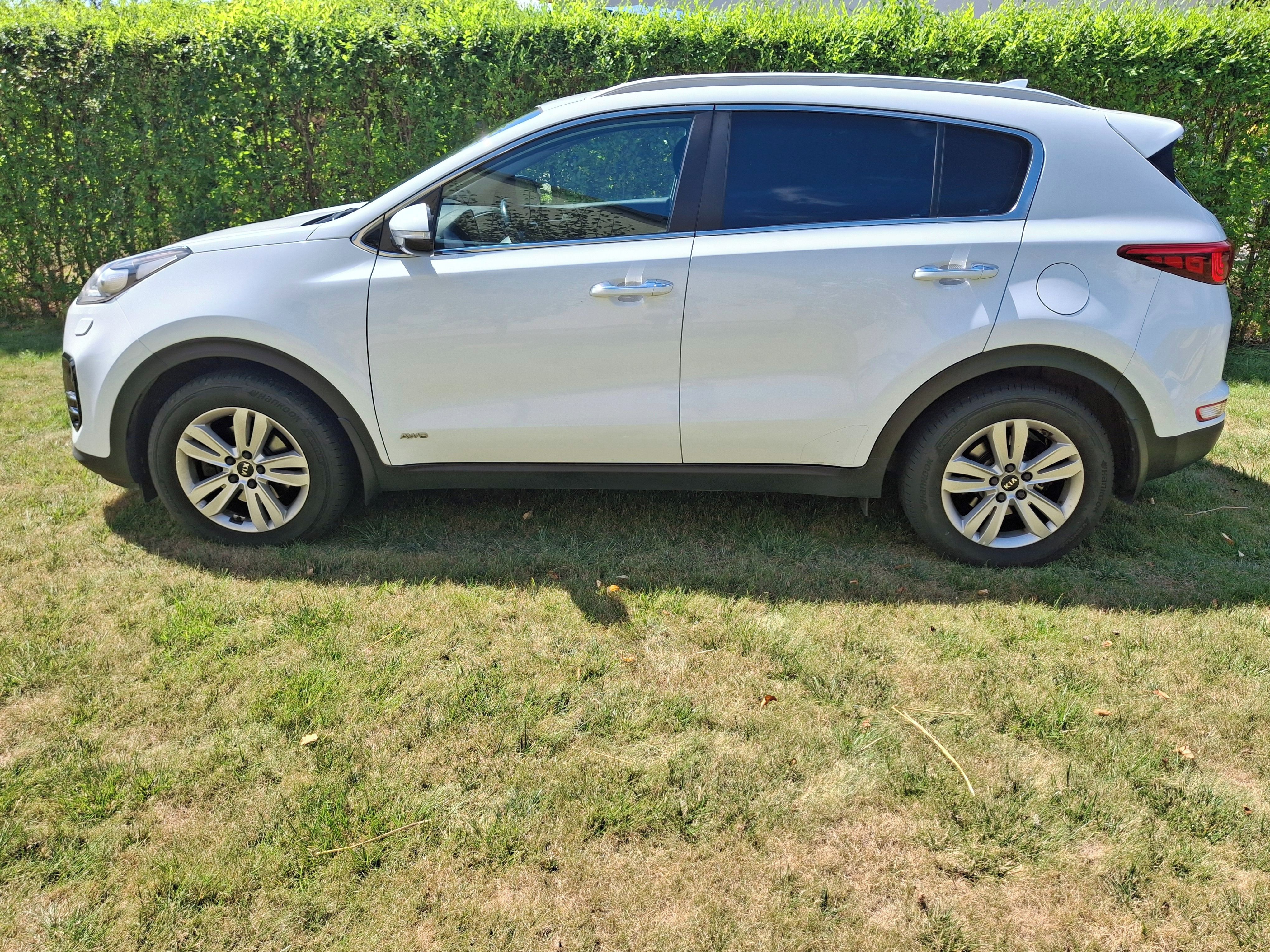Kia Sportage, 2.0 CRDi 4x4 automat,ČR,tažné - fotka 4