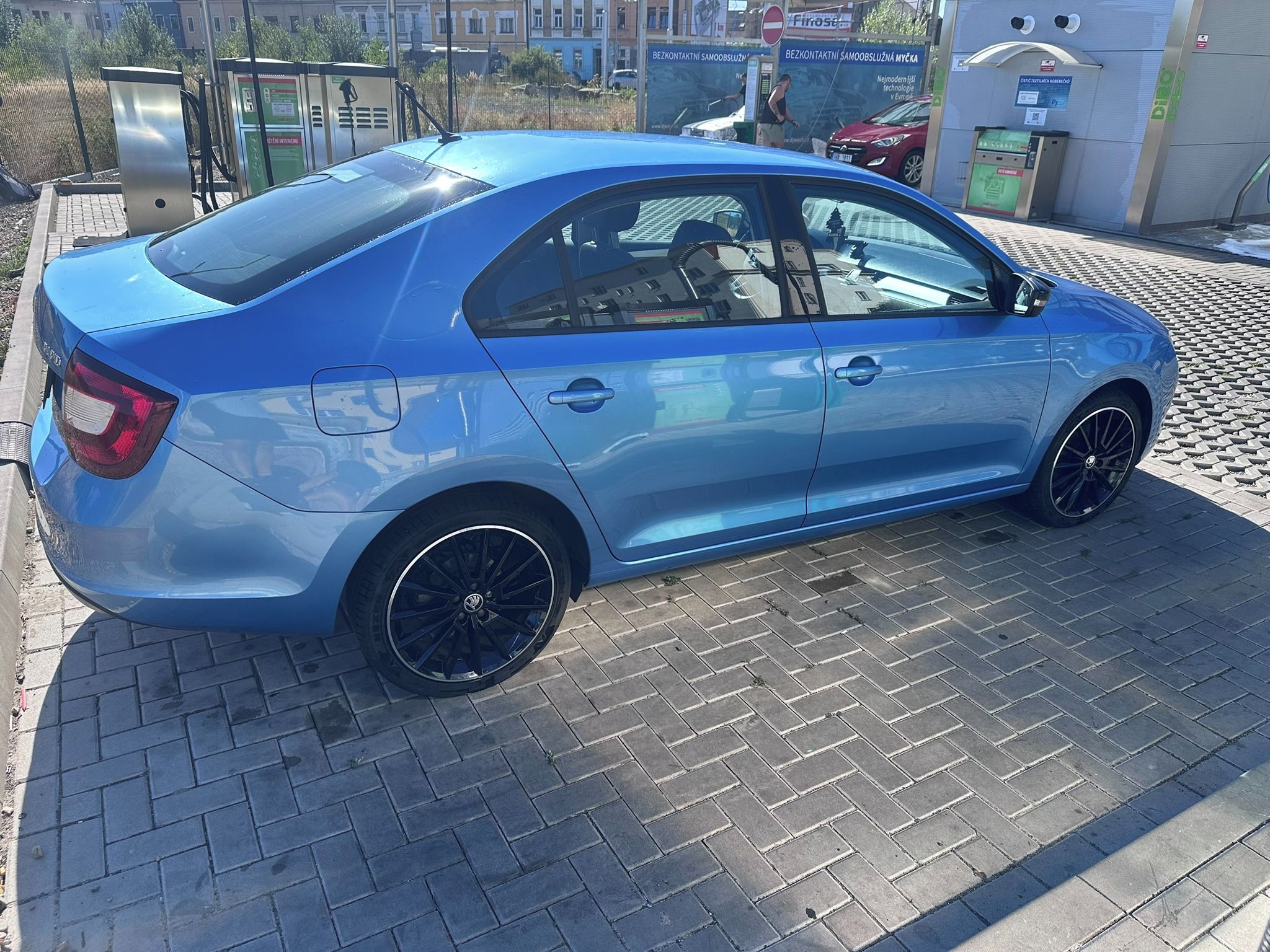 Škoda Rapid - fotka 2
