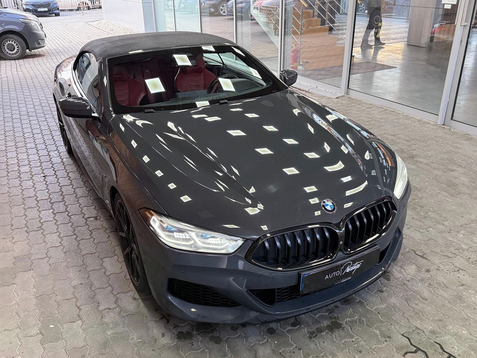 BMW Řada 8, 50i Cabrio 1.Majitel Laser - fotka 3