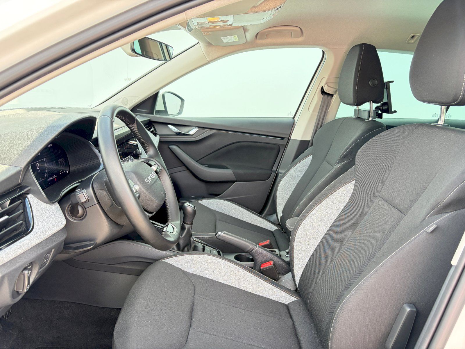Škoda Kamiq, 1.0 TSI / 85kW / SELECTION - fotka 6