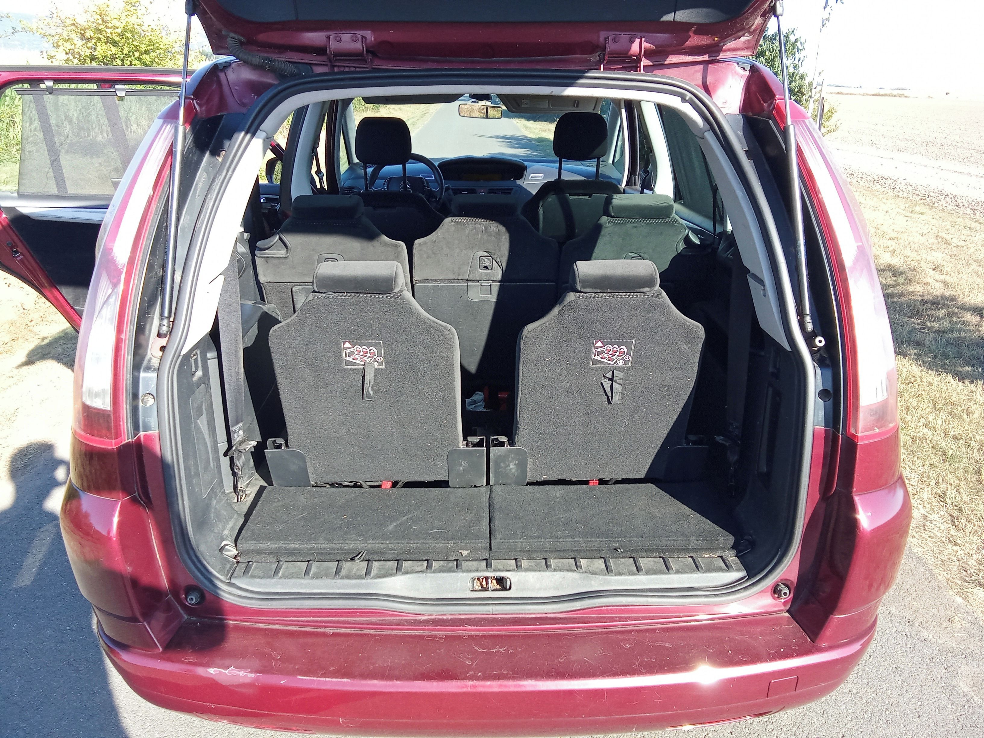 Citroën C4 Picasso, 1.6HDi 80kW / 2 x ALU KOLA - fotka 3
