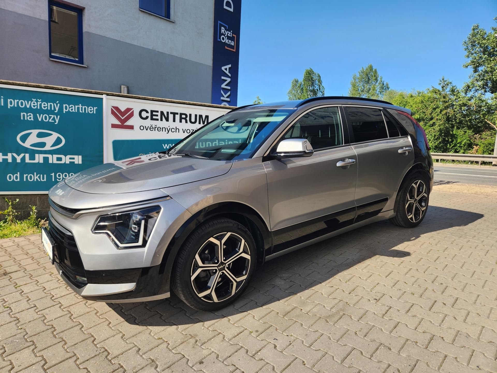Kia Niro, 1.6-HYBRID-V ZÁRUCE-NAVI-KŮŽE
