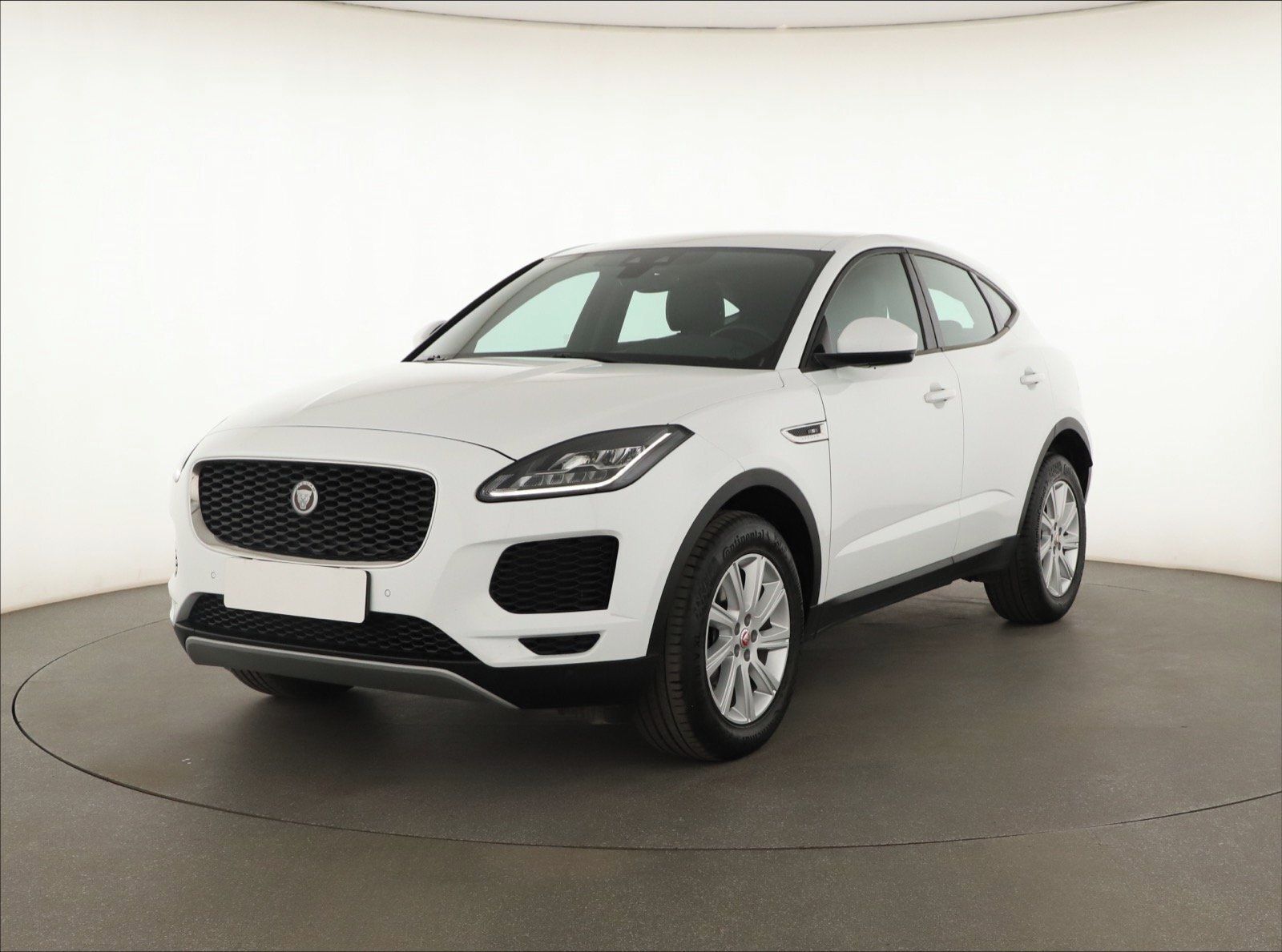 Jaguar E-Pace, P200 AWD, 4X4, Automat, Kůže - fotka 3